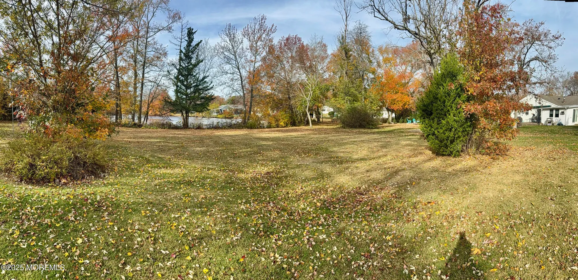 Property Slideshow image 7 of 15 | 28 bellflower ct, Toms River, NJ, 08755