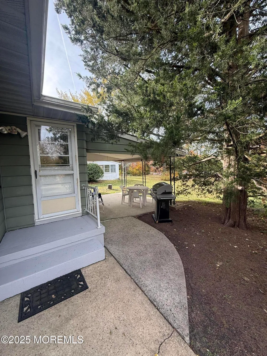 Property Slideshow image 10 of 15 | 28 bellflower ct, Toms River, NJ, 08755