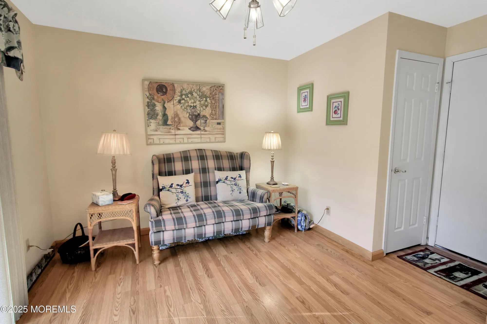 Property Slideshow image 18 of 35 | 8 morning glory ln, Whiting, NJ, 08759