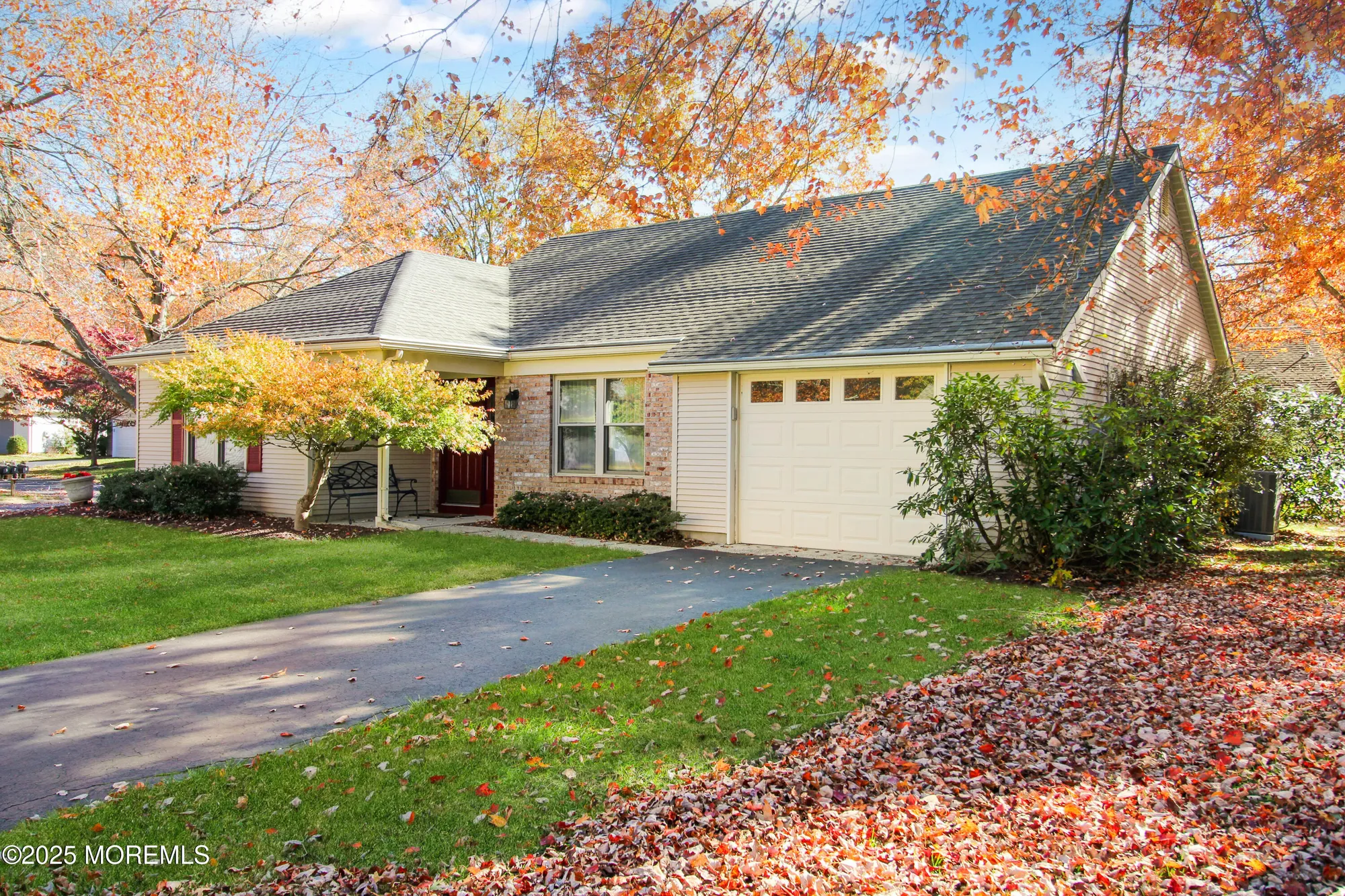 Property Slideshow image 31 of 35 | 8 morning glory ln, Whiting, NJ, 08759