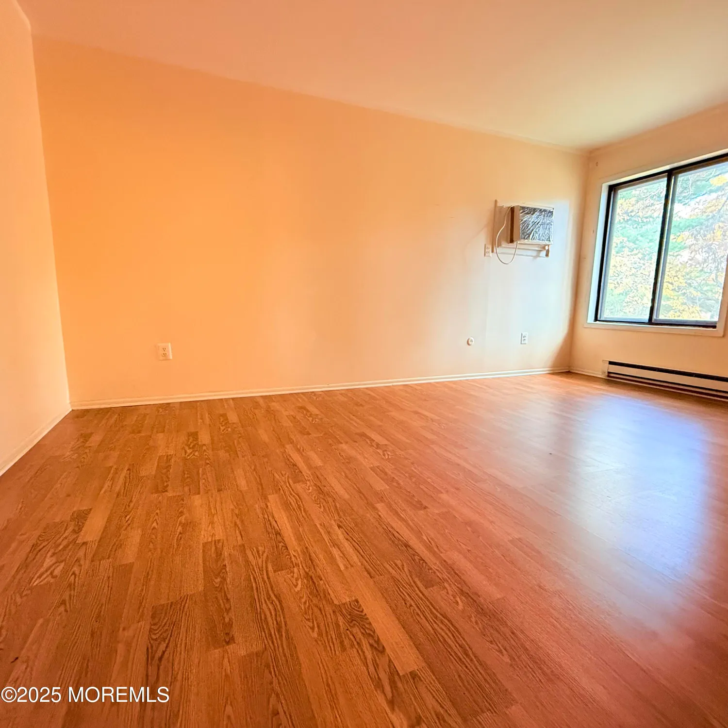 Property Slideshow image 10 of 17 | 171 amberly dr g, Manalapan, NJ, 07726