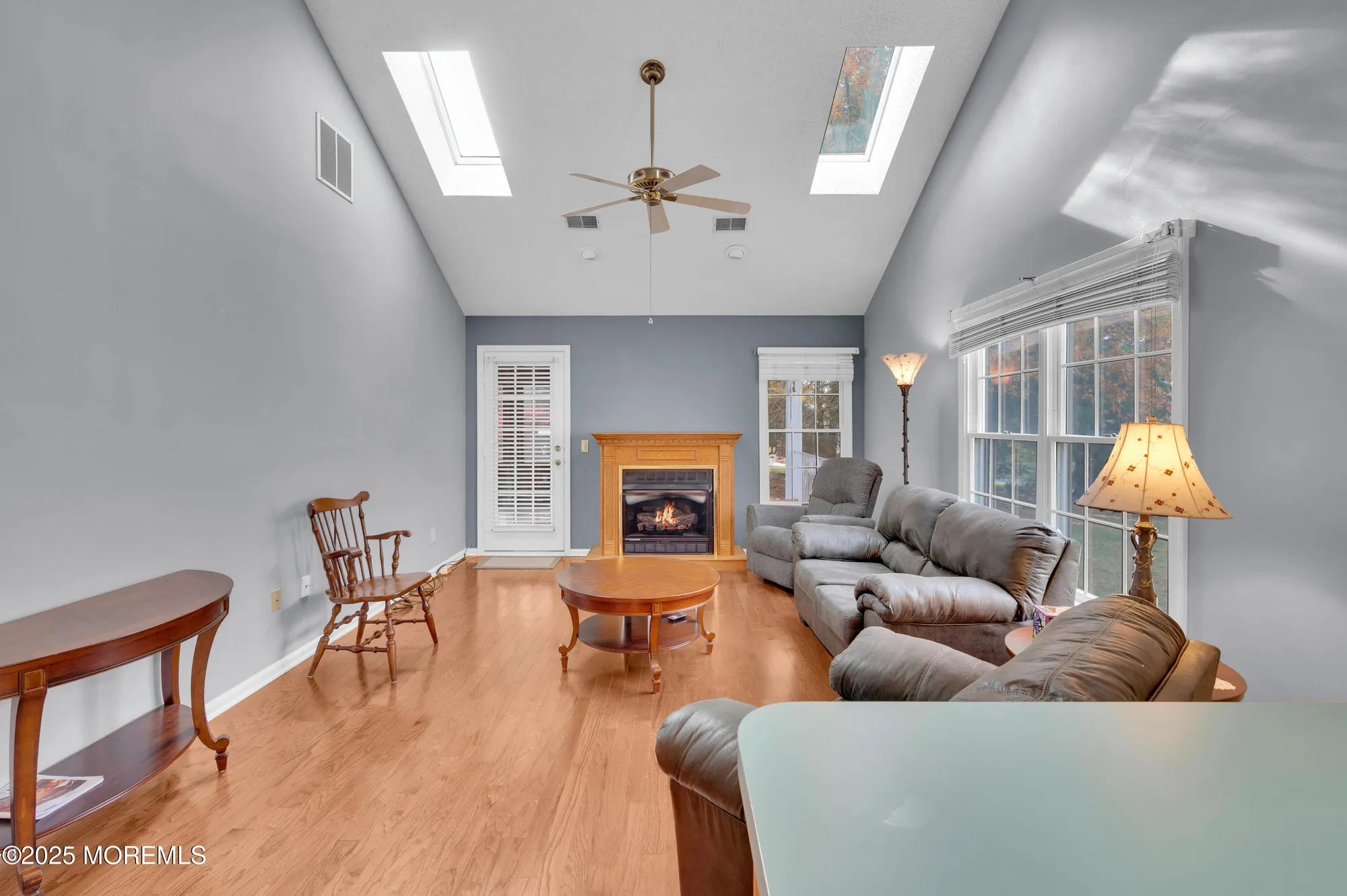 Property Slideshow image 6 of 40 | 2221 s chanticleer ct, Toms River, NJ, 08755