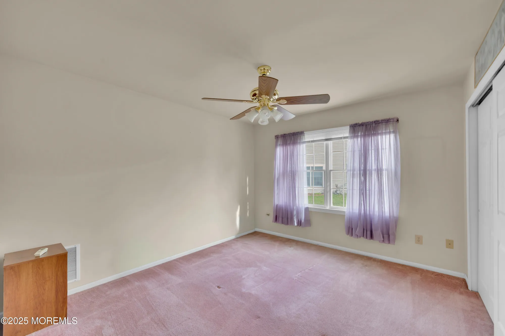Property Slideshow image 23 of 40 | 2221 s chanticleer ct, Toms River, NJ, 08755