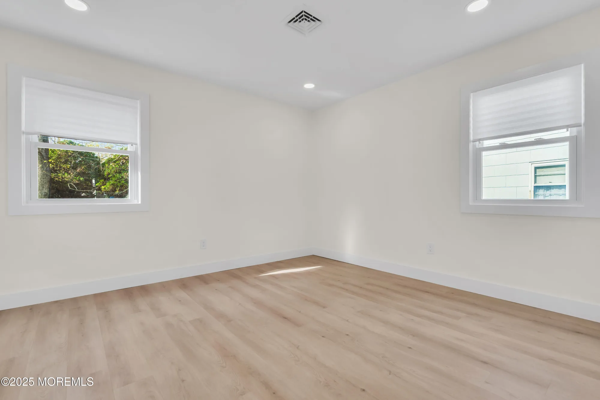 Property Slideshow image 23 of 45 | 83 eton rd, Toms River, NJ, 08757