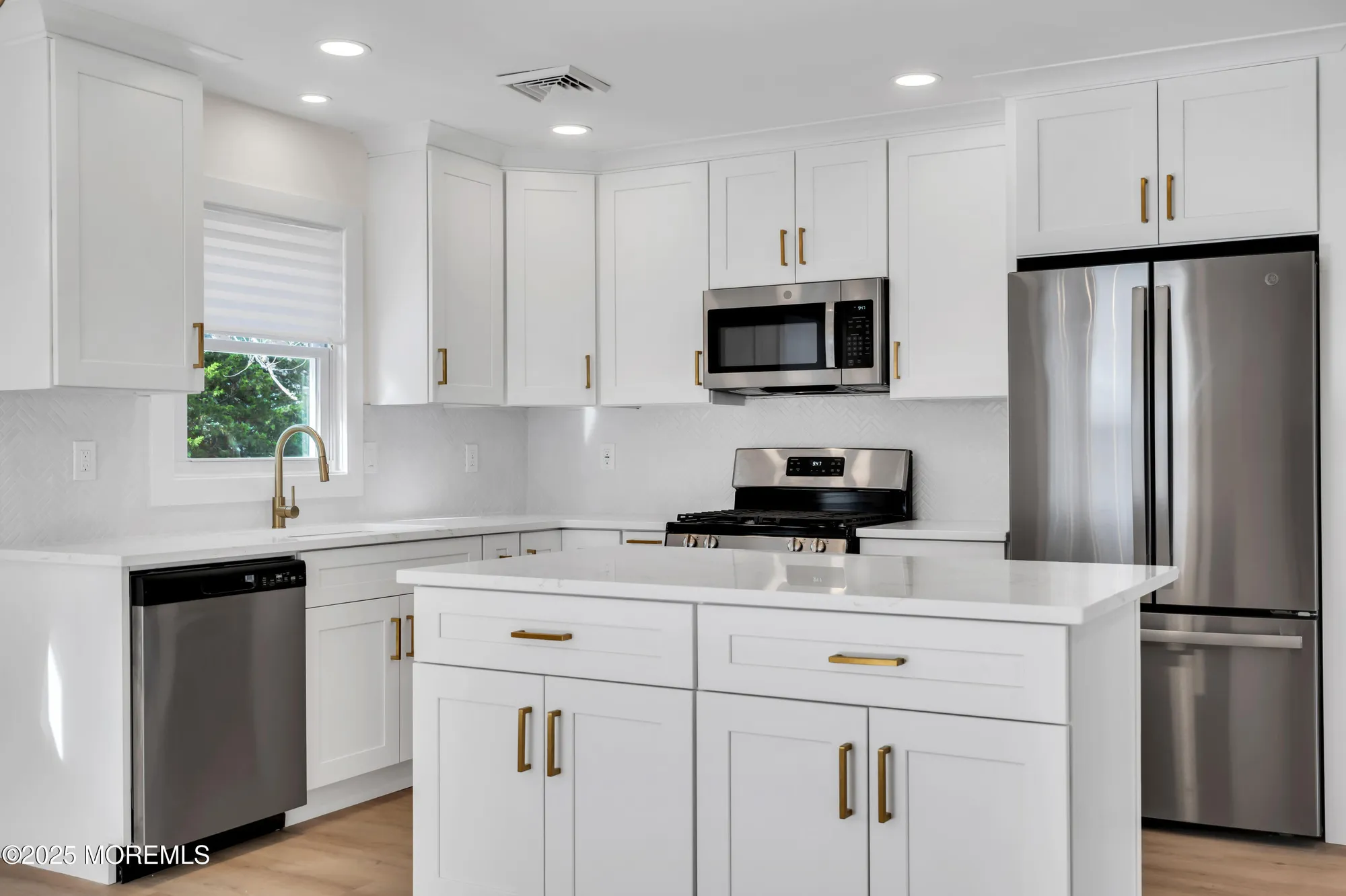 Property Slideshow image 9 of 45 | 83 eton rd, Toms River, NJ, 08757