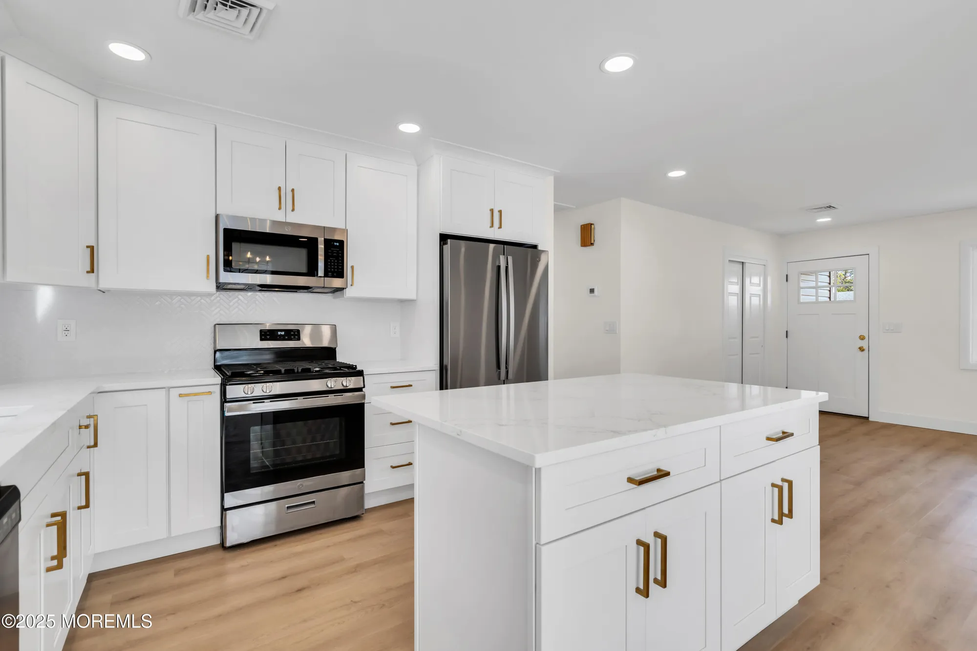 Property Slideshow image 14 of 45 | 83 eton rd, Toms River, NJ, 08757