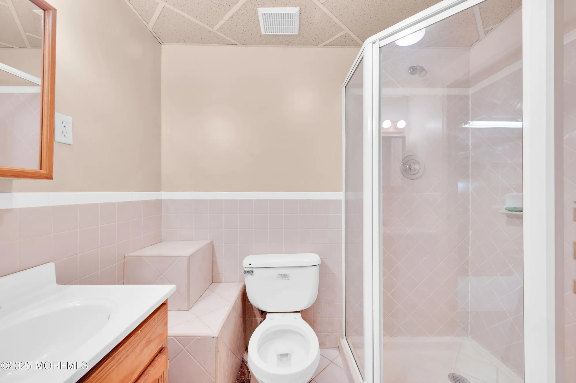 Property Slideshow image 36 of 40 | 2221 s chanticleer ct, Toms River, NJ, 08755