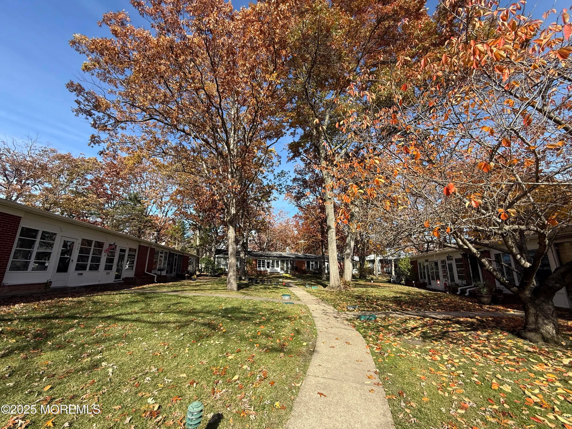 Property Slideshow image 12 of 18 | 94d edinburgh ln, Lakewood, NJ, 08701