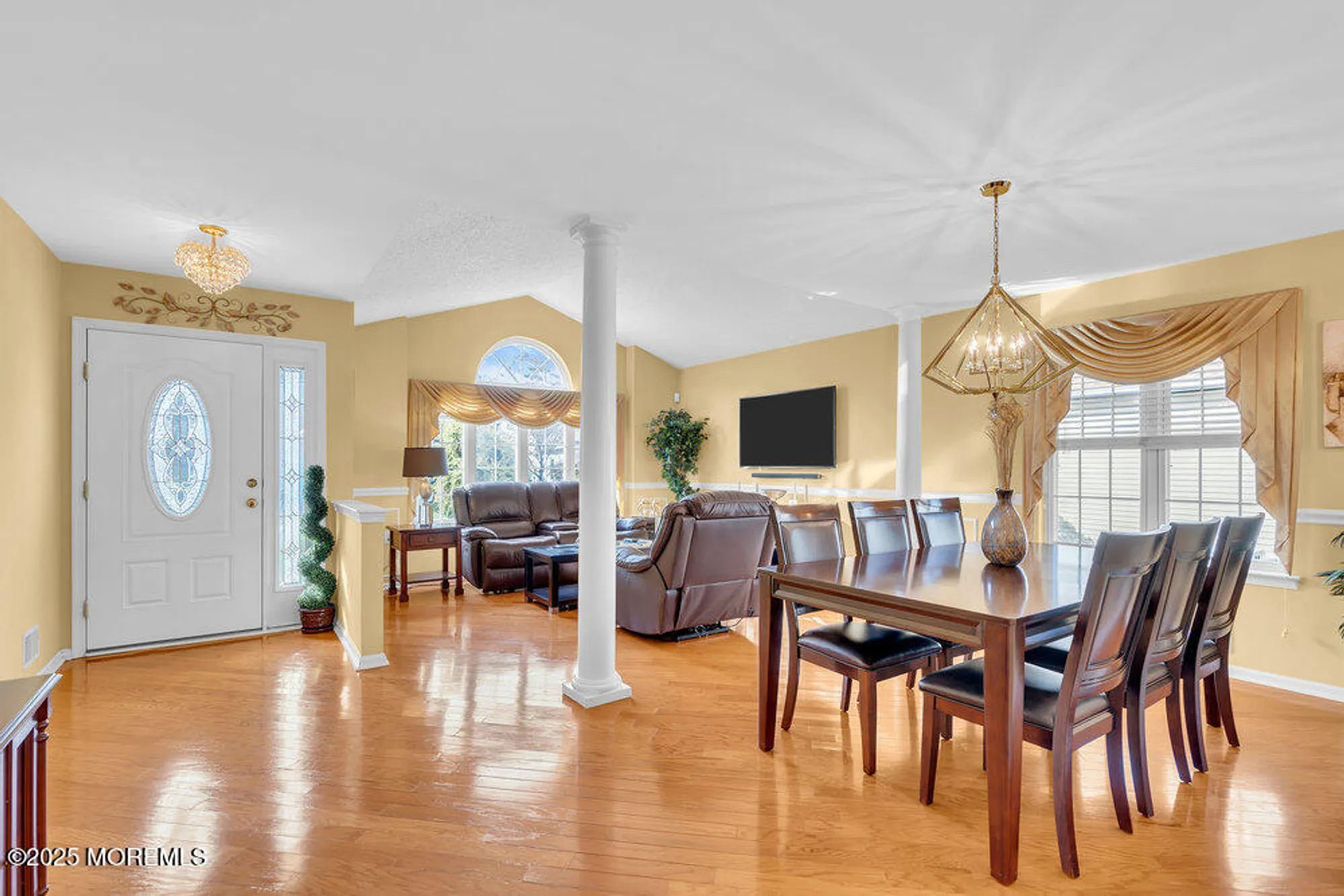 Property Slideshow image 12 of 58 | 93 cypress point ln, Jackson, NJ, 08527