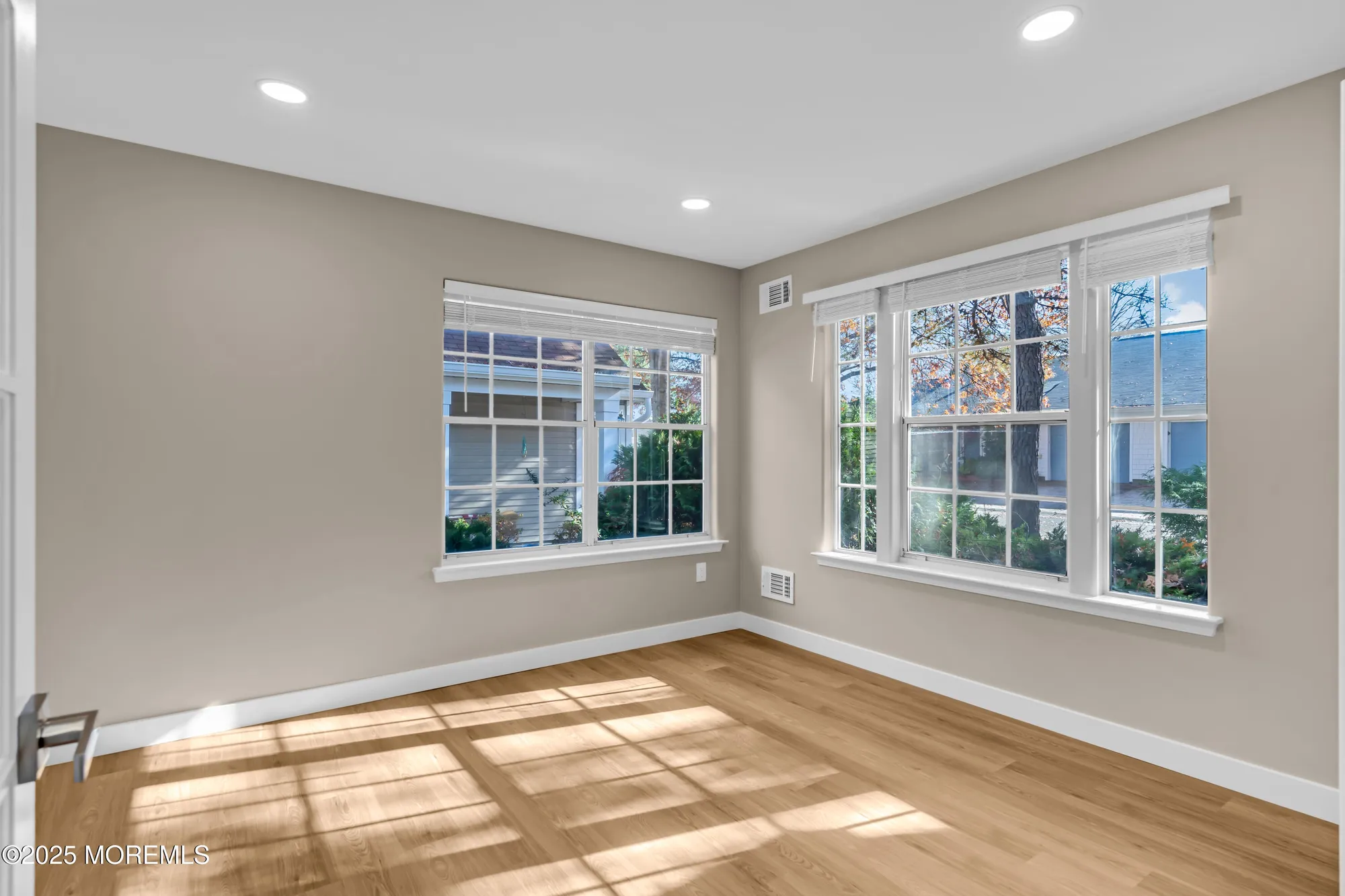 Property Slideshow image 7 of 38 | 1111b thornbury ln, Manchester, NJ, 08759