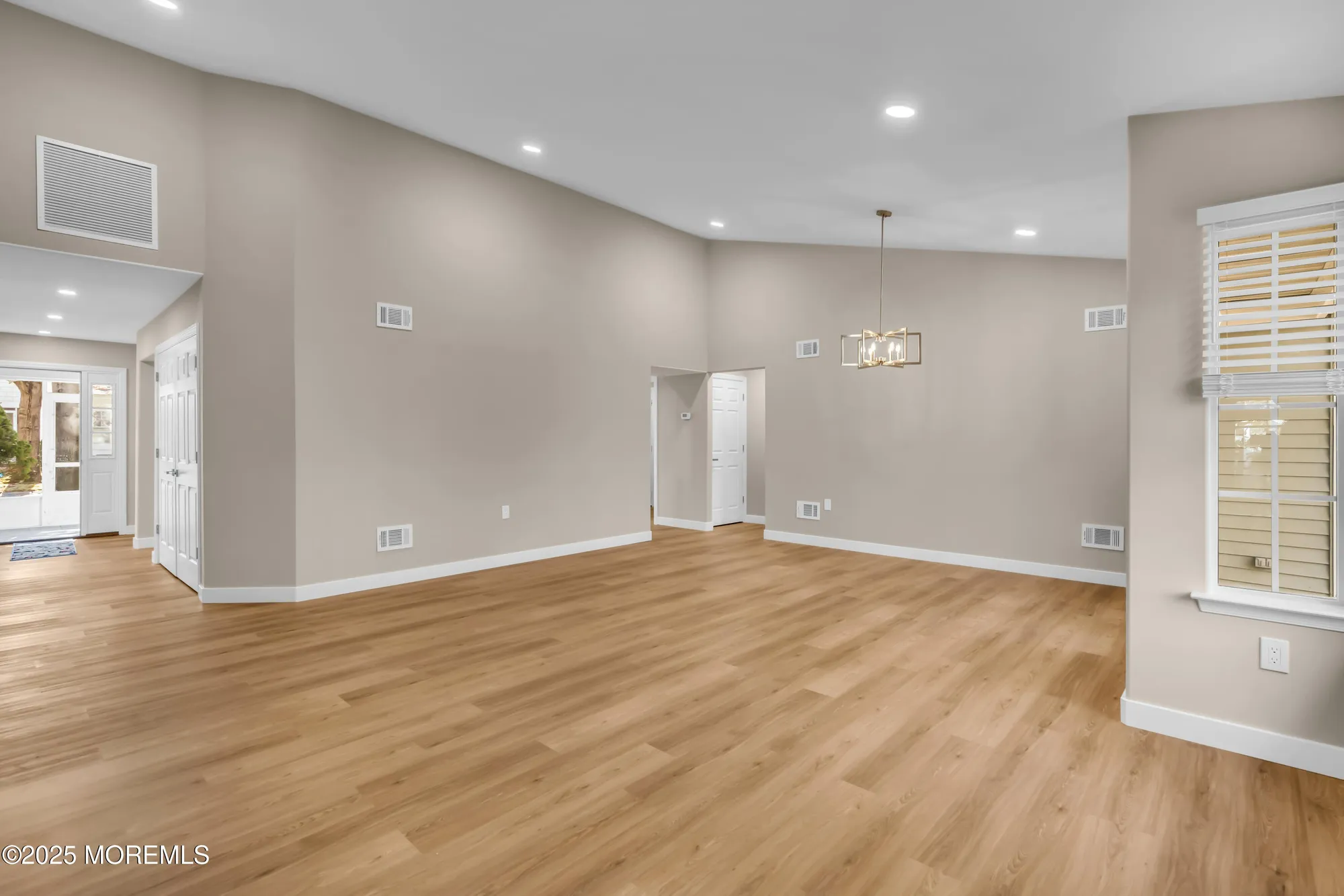 Property Slideshow image 10 of 38 | 1111b thornbury ln, Manchester, NJ, 08759