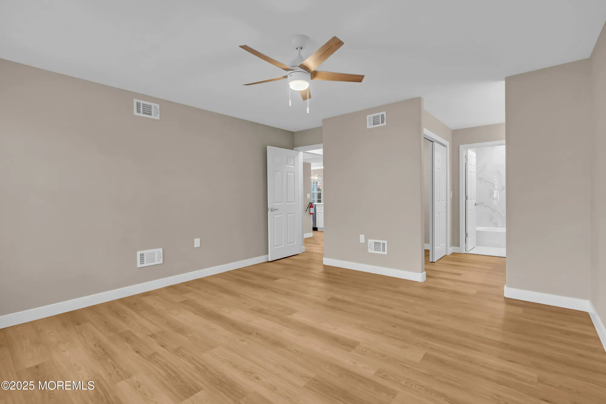 Property Slideshow image 16 of 38 | 1111b thornbury ln, Manchester, NJ, 08759