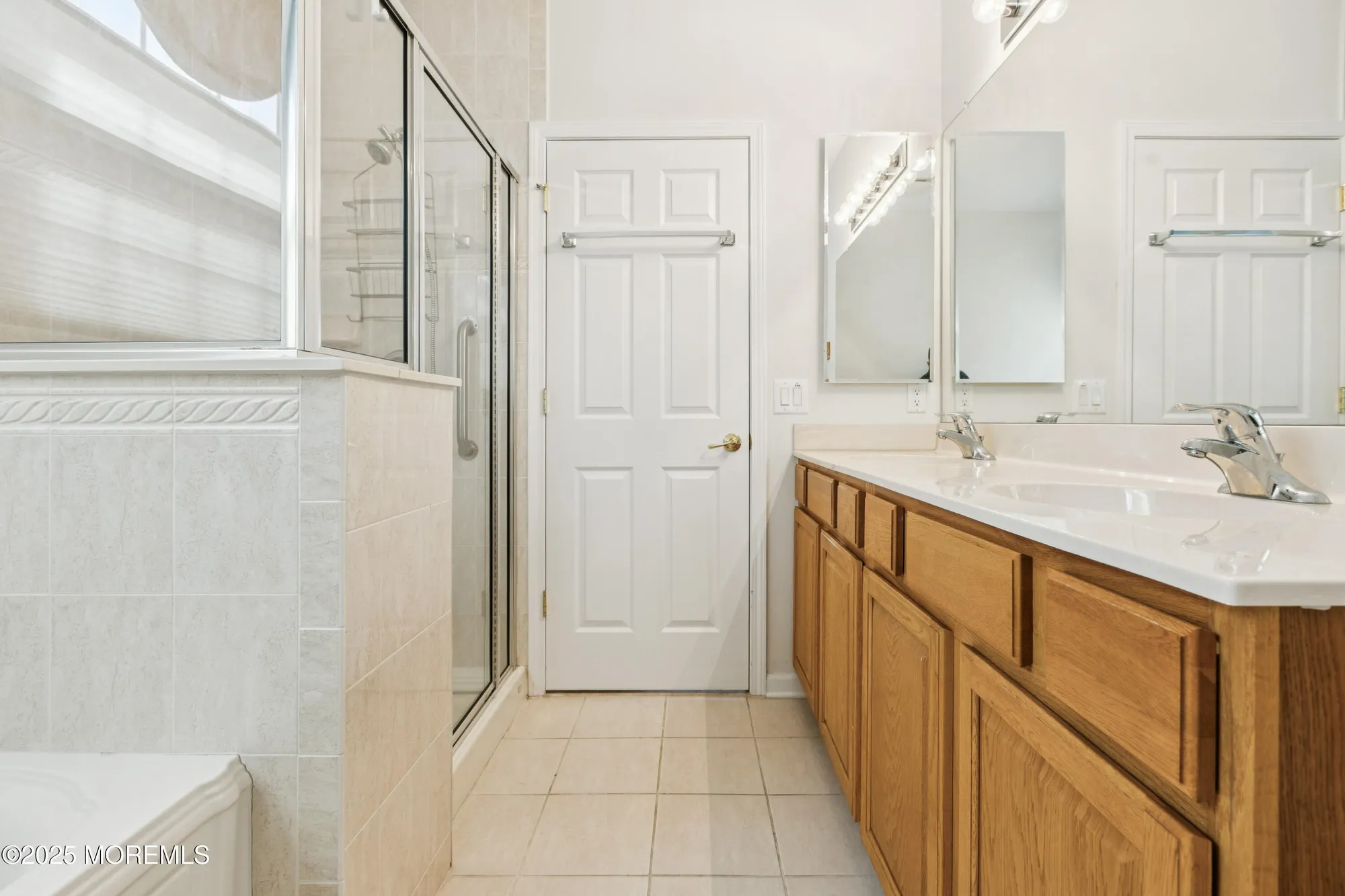 Property Slideshow image 15 of 35 | 70 cromwell ln, Jackson, NJ, 08527