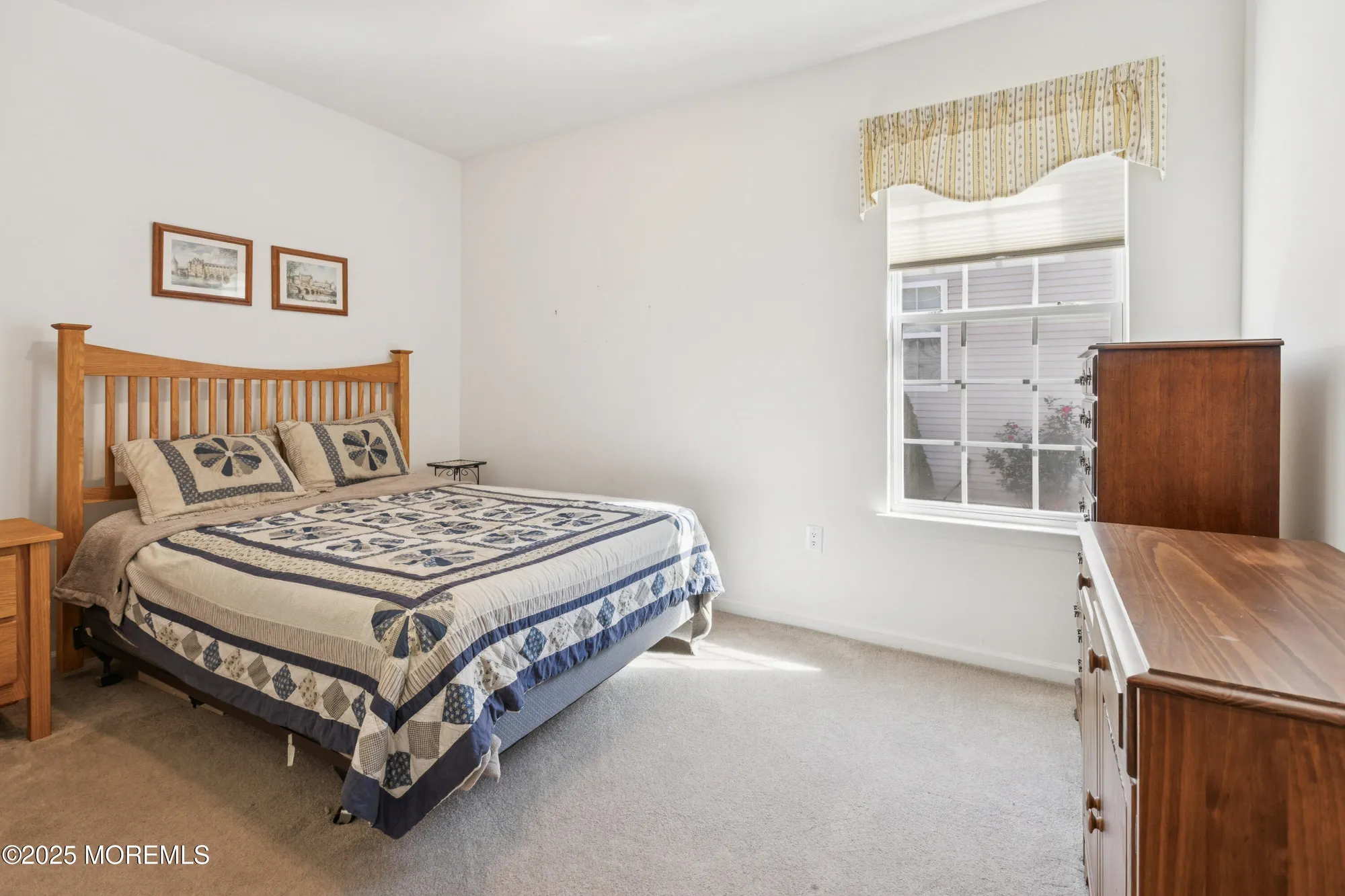 Property Slideshow image 20 of 35 | 70 cromwell ln, Jackson, NJ, 08527