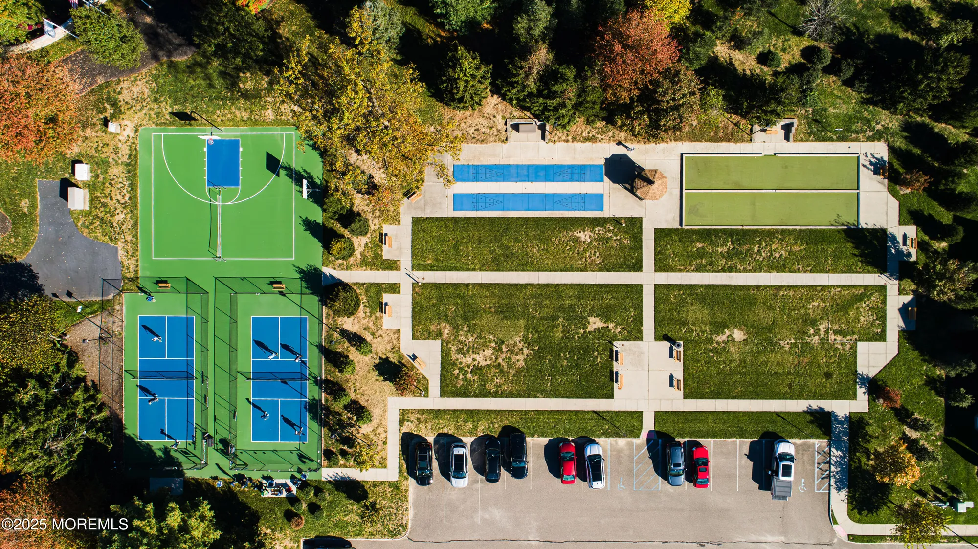 Property Slideshow image 31 of 35 | 70 cromwell ln, Jackson, NJ, 08527