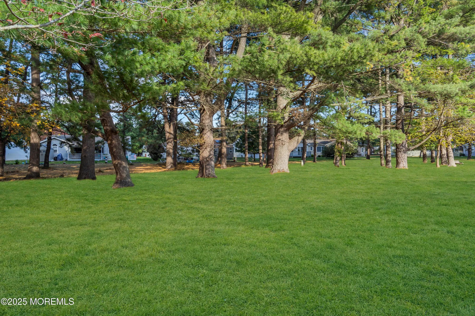 Property Slideshow image 19 of 20 | 1086 edgebrook dr, Toms River, NJ, 08757