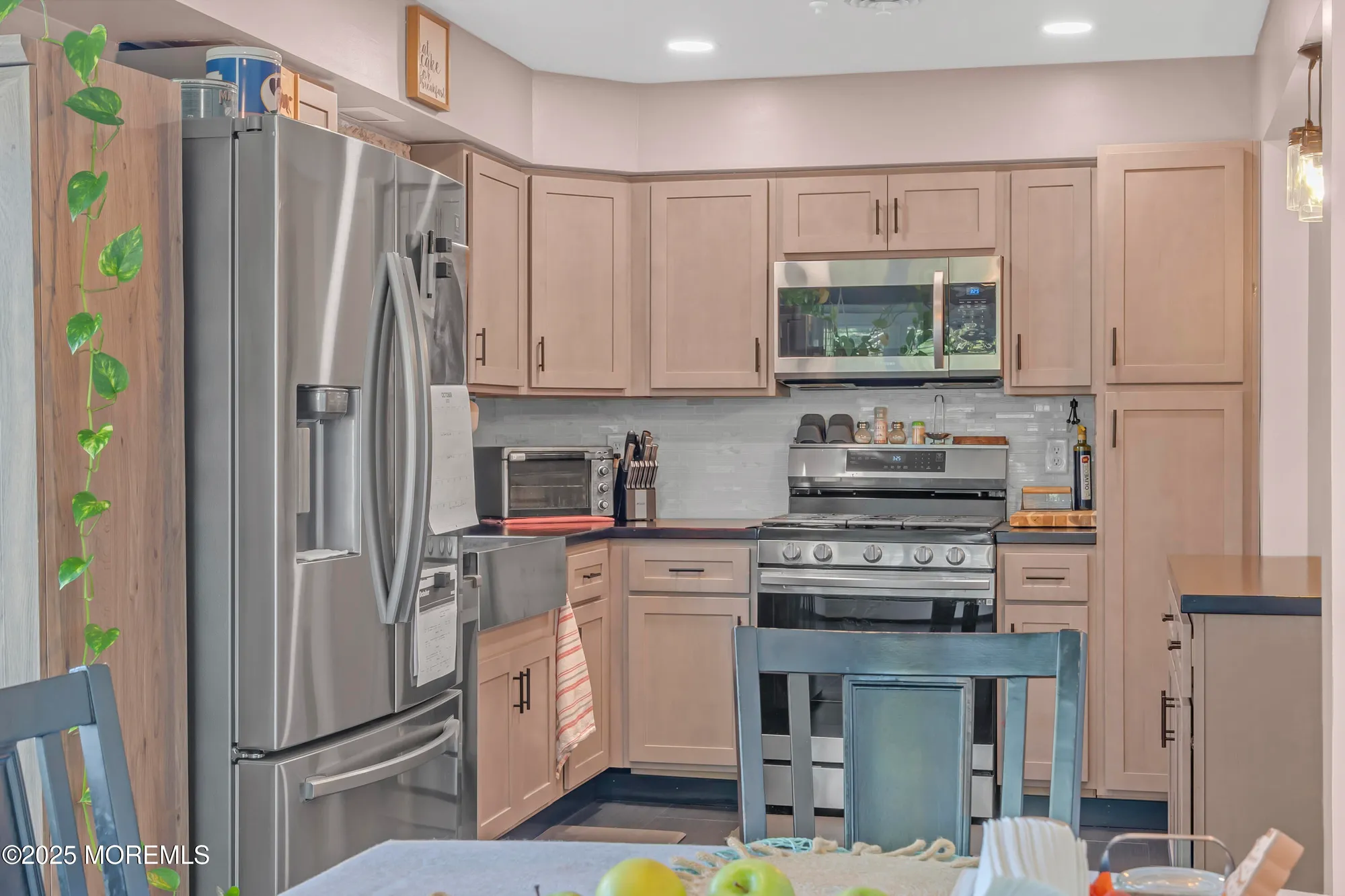 Property Slideshow image 11 of 20 | 1086 edgebrook dr, Toms River, NJ, 08757