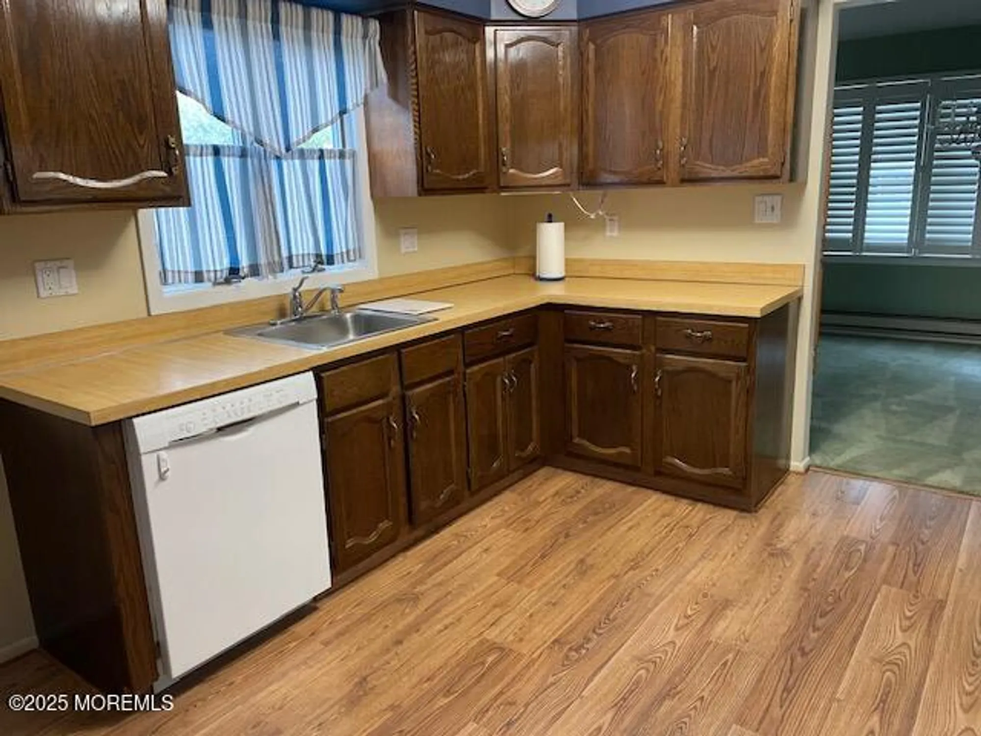 Property Slideshow image 5 of 25 | 42 lauren ln, Brick, NJ, 08723