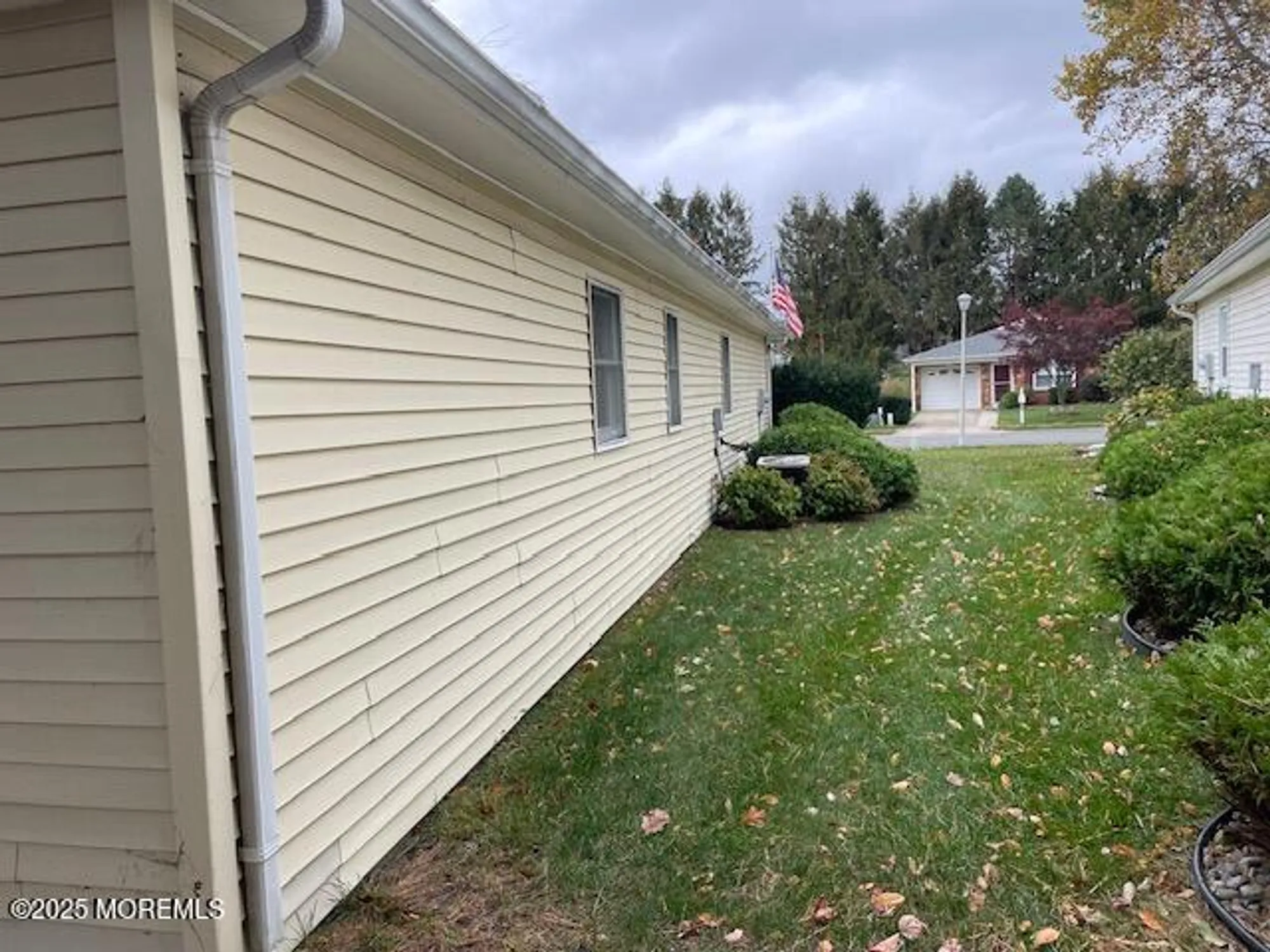 Property Slideshow image 13 of 25 | 42 lauren ln, Brick, NJ, 08723