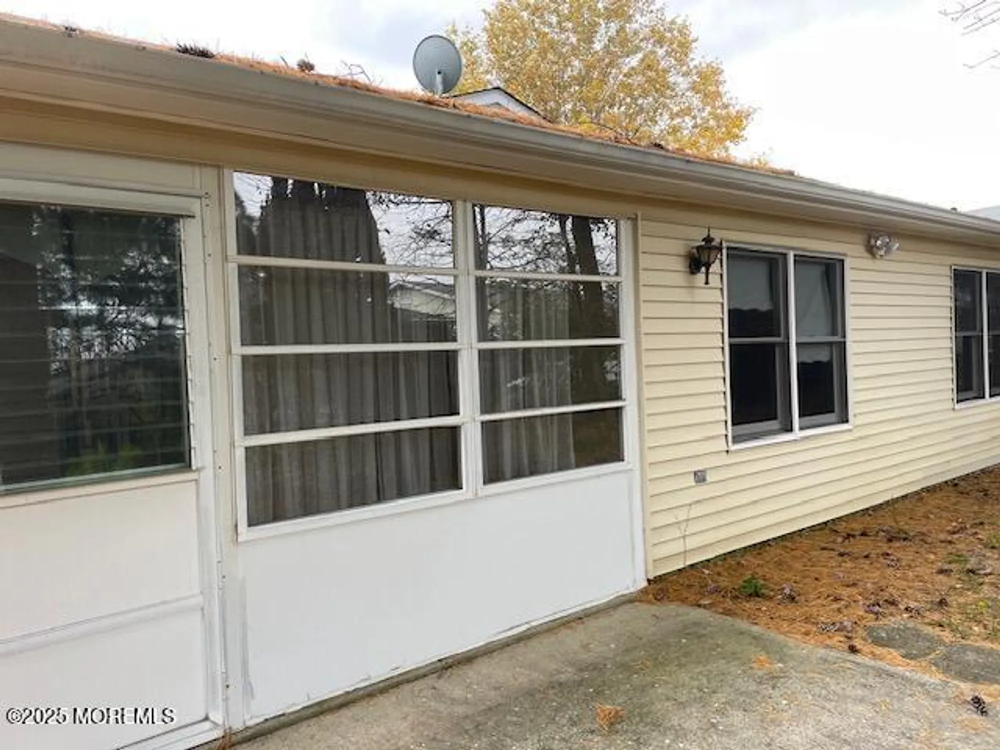 Property Slideshow image 11 of 25 | 42 lauren ln, Brick, NJ, 08723