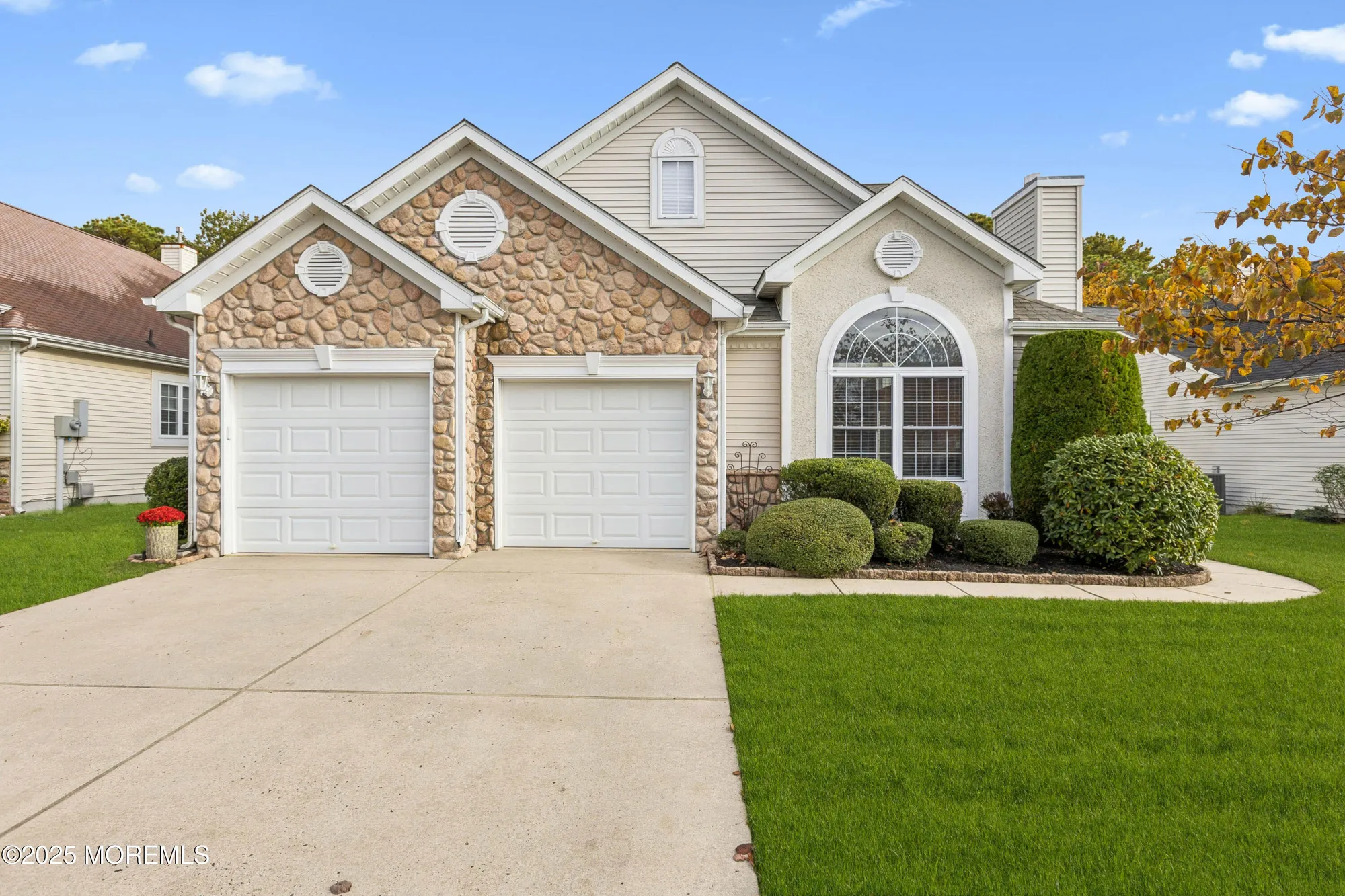 Property Slideshow image 1 of 29 | 5 longport ct, Waretown, NJ, 08758