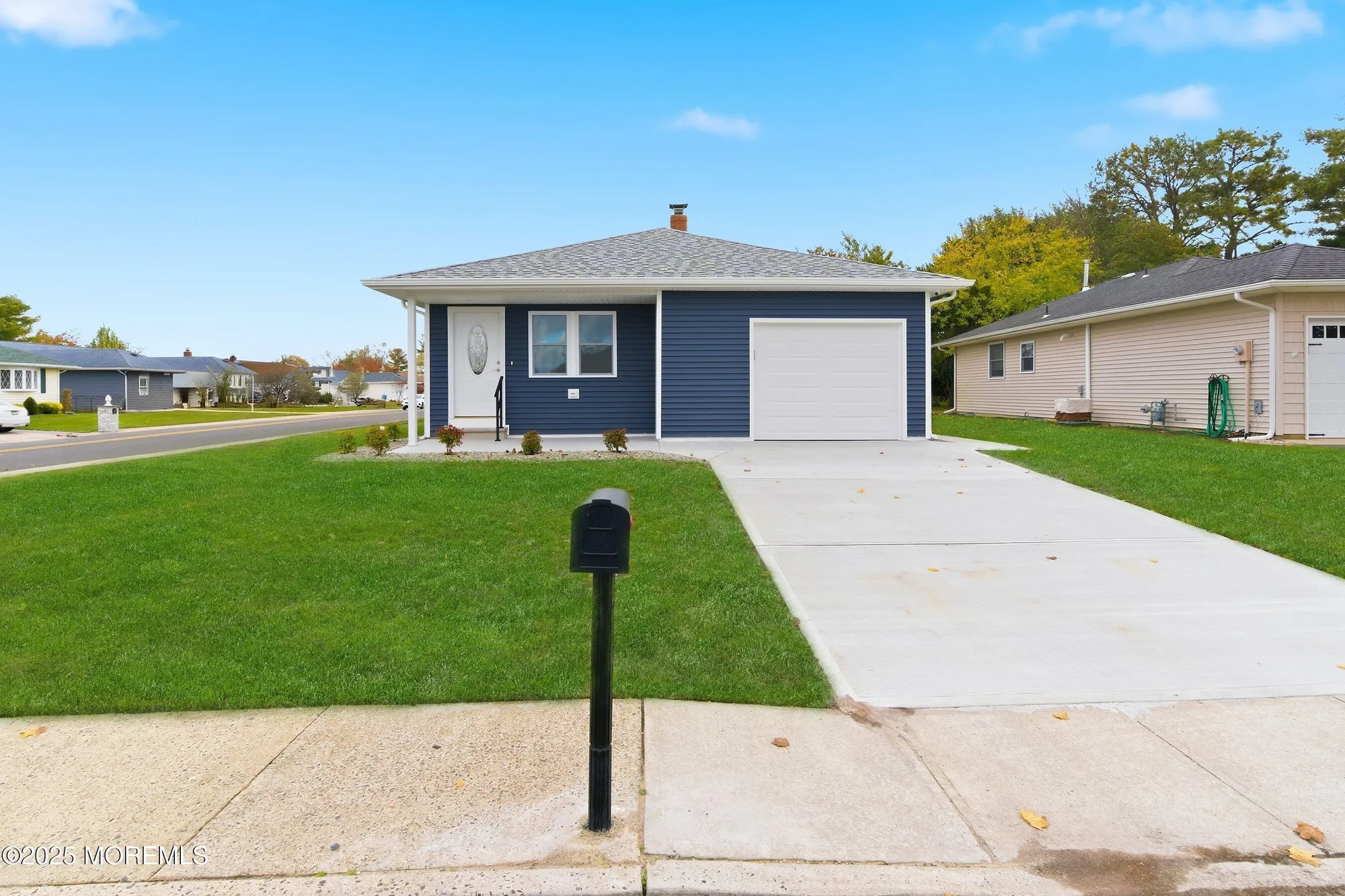 Property Slideshow image 4 of 43 | 3 bonaire dr, Toms River, NJ, 08757