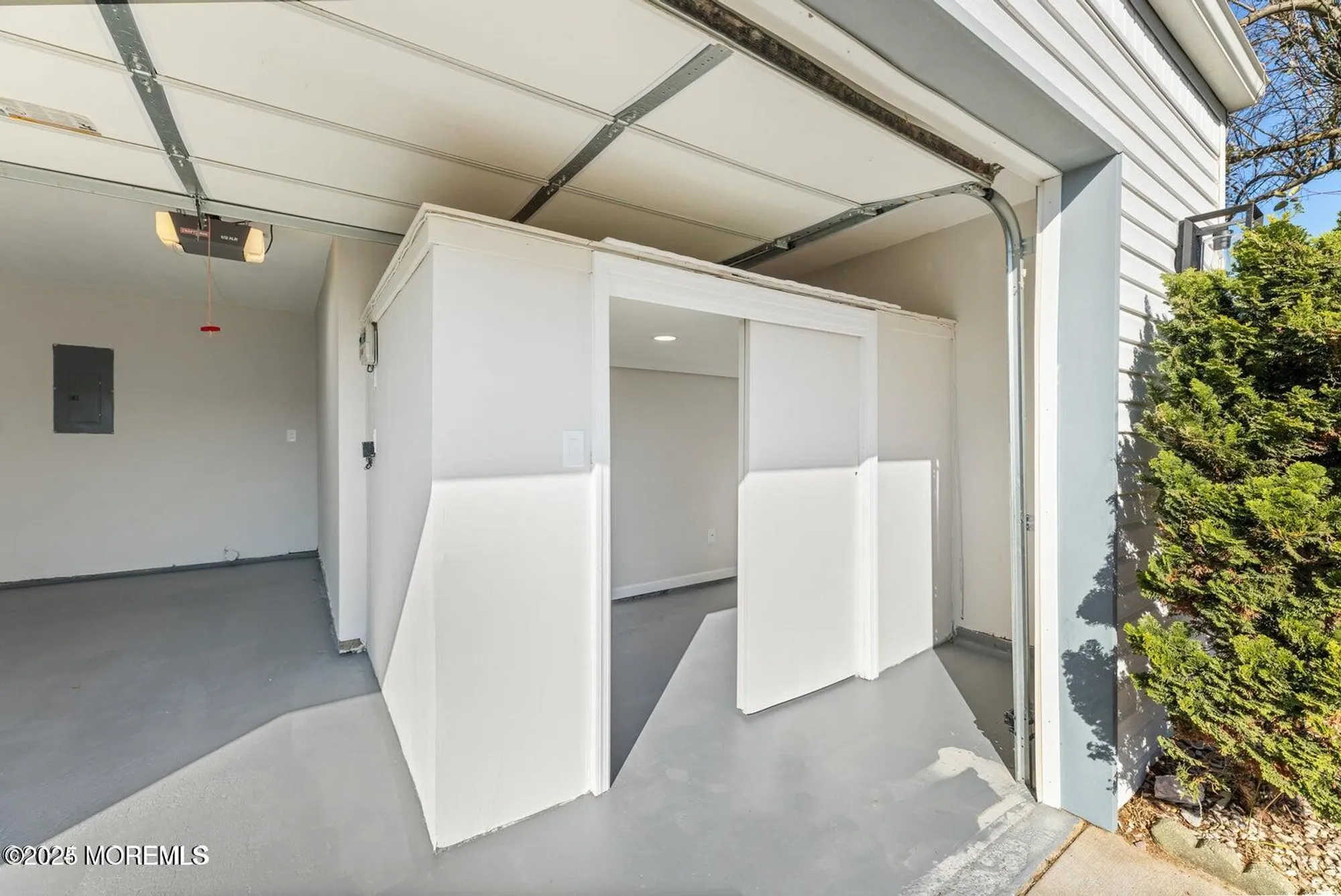 Property Slideshow image 6 of 7 | 83c banyan plz, Monroe, NJ, 08831