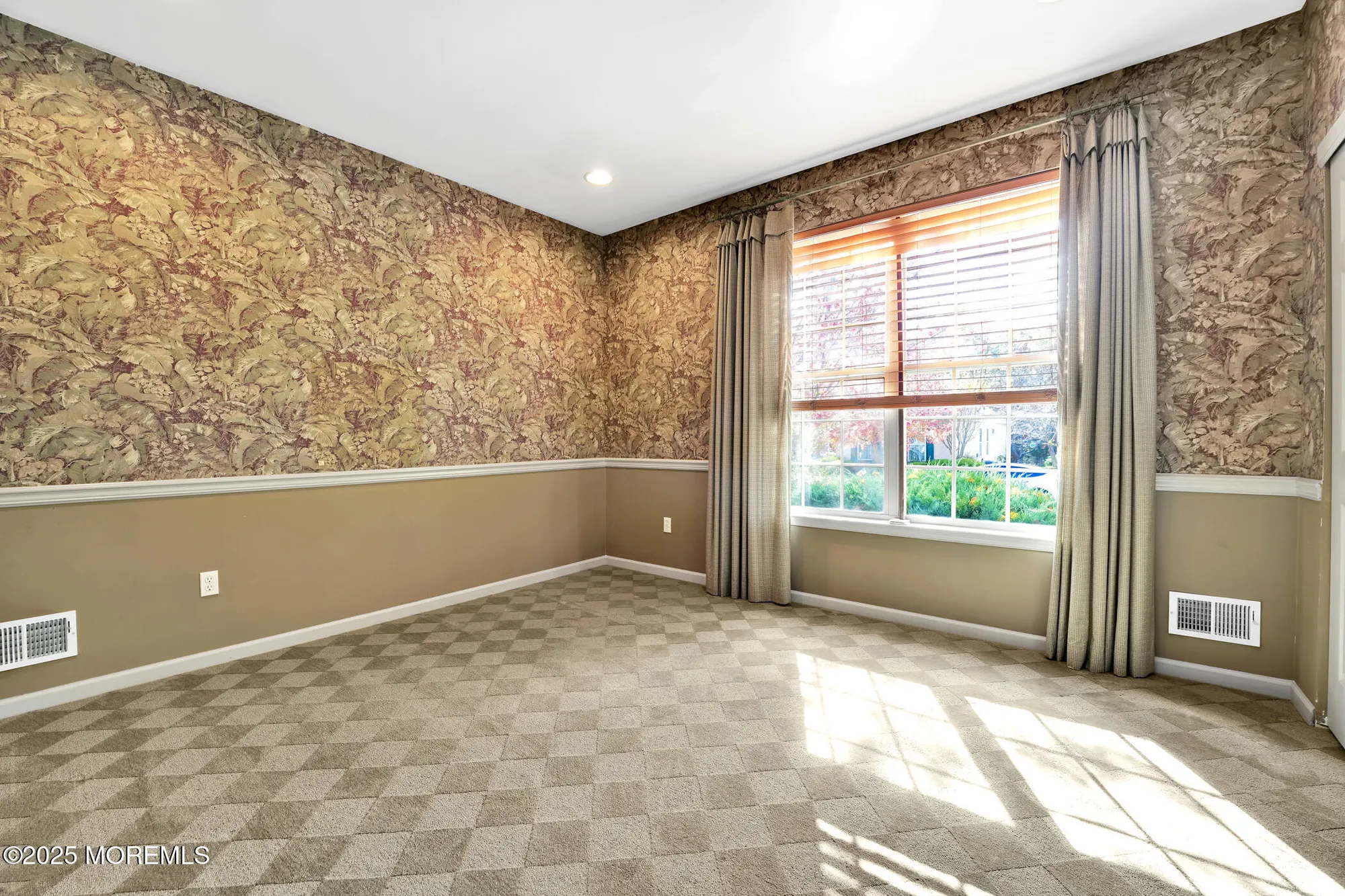 Property Slideshow image 20 of 28 | 27 mission way, Barnegat, NJ, 08005