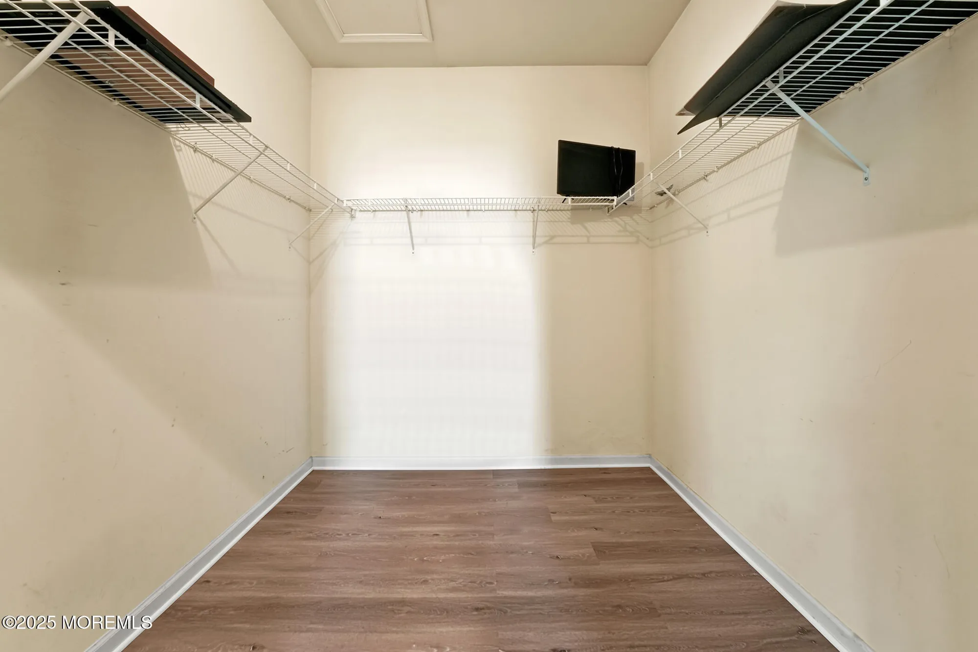 Property Slideshow image 19 of 28 | 27 mission way, Barnegat, NJ, 08005