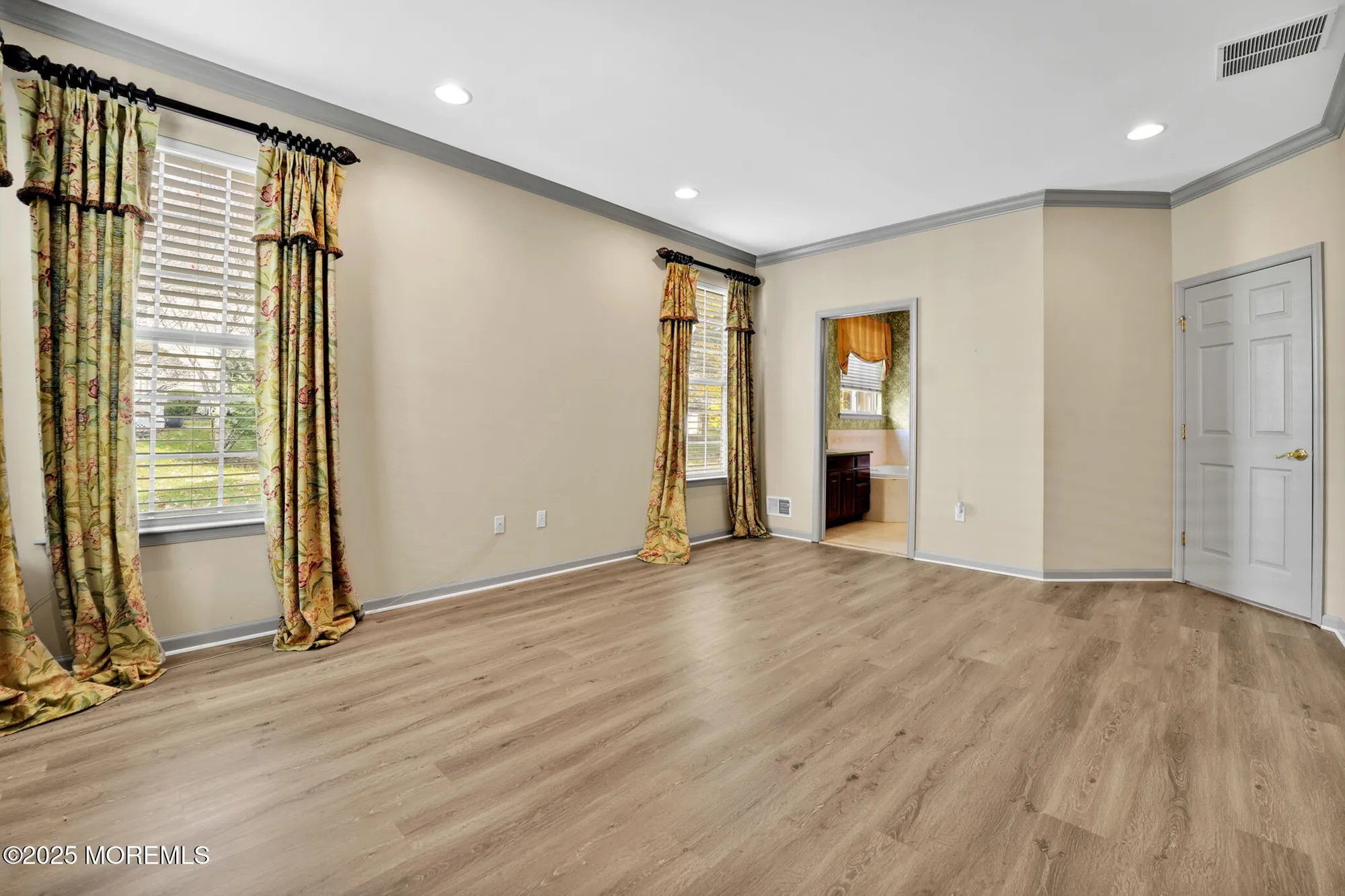 Property Slideshow image 15 of 28 | 27 mission way, Barnegat, NJ, 08005