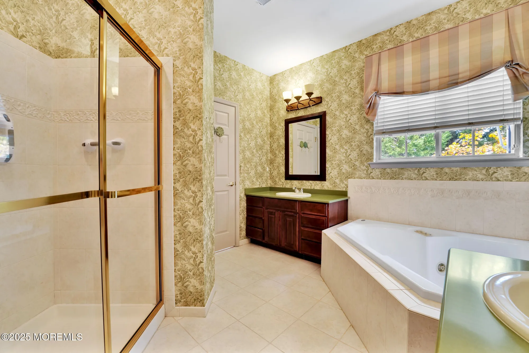 Property Slideshow image 18 of 28 | 27 mission way, Barnegat, NJ, 08005