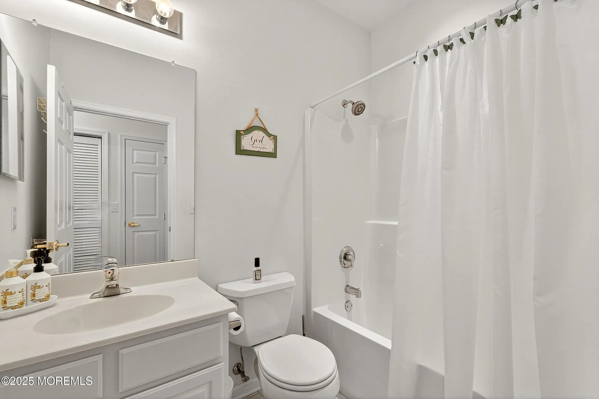 Property Slideshow image 27 of 47 | 79 spring lake blvd, Waretown, NJ, 08758