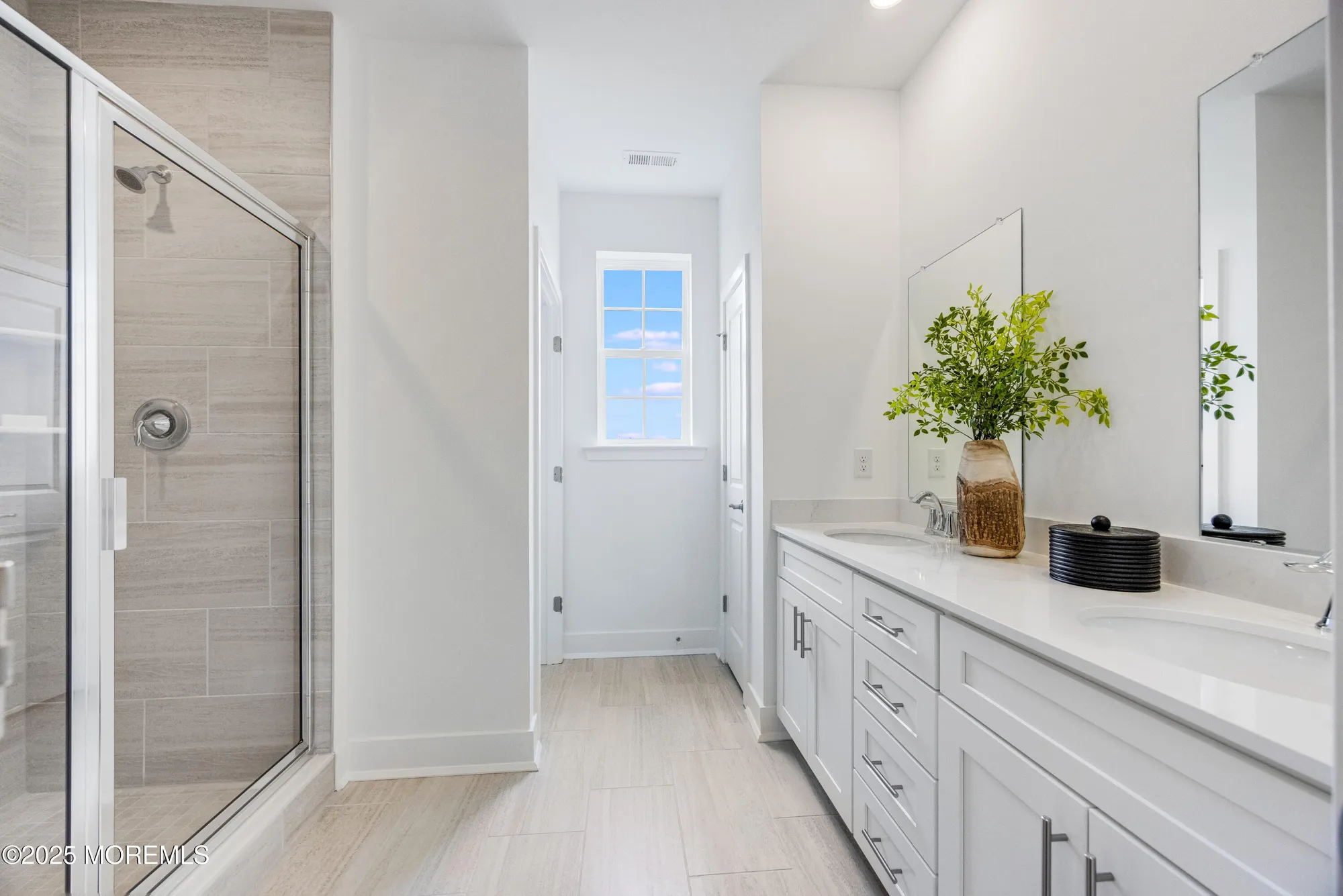 Property Slideshow image 16 of 36 | 67 fillmore dr, Monroe, NJ, 08831