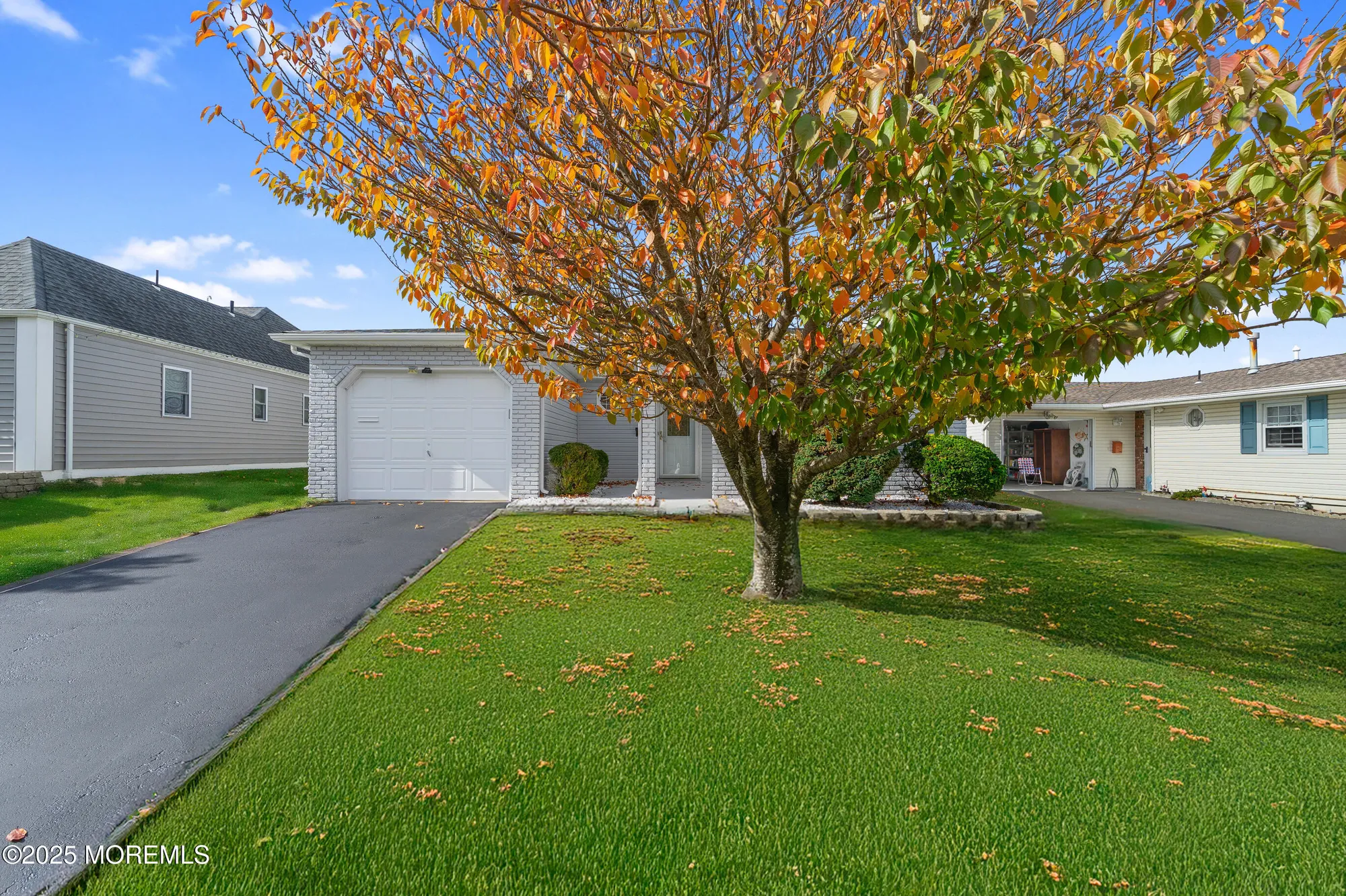 Property Slideshow image 2 of 42 | 42 sidney ct, Brick, NJ, 08724