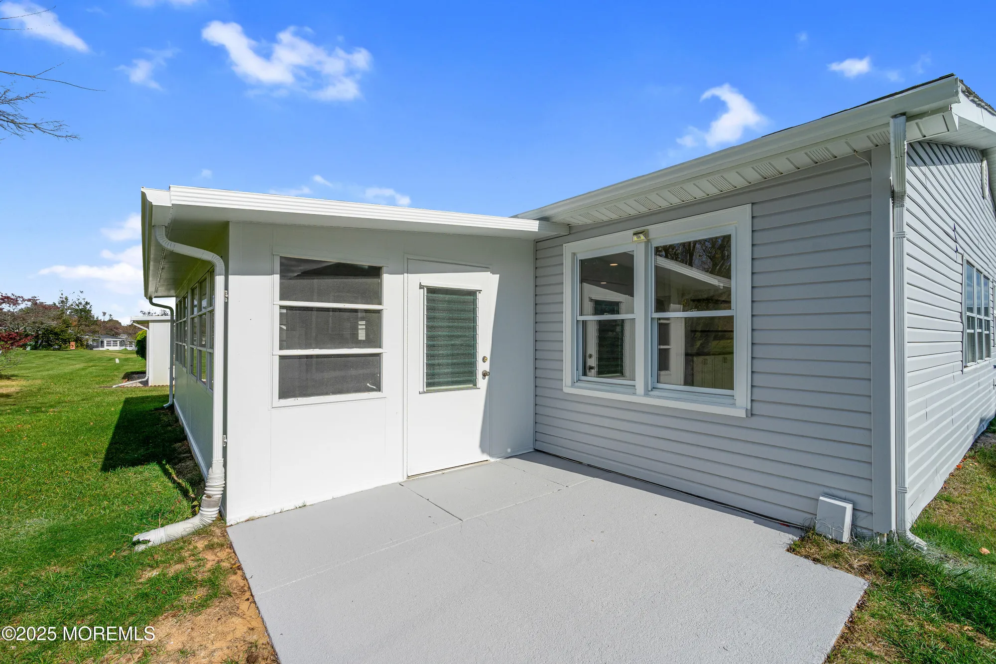 Property Slideshow image 32 of 42 | 42 sidney ct, Brick, NJ, 08724