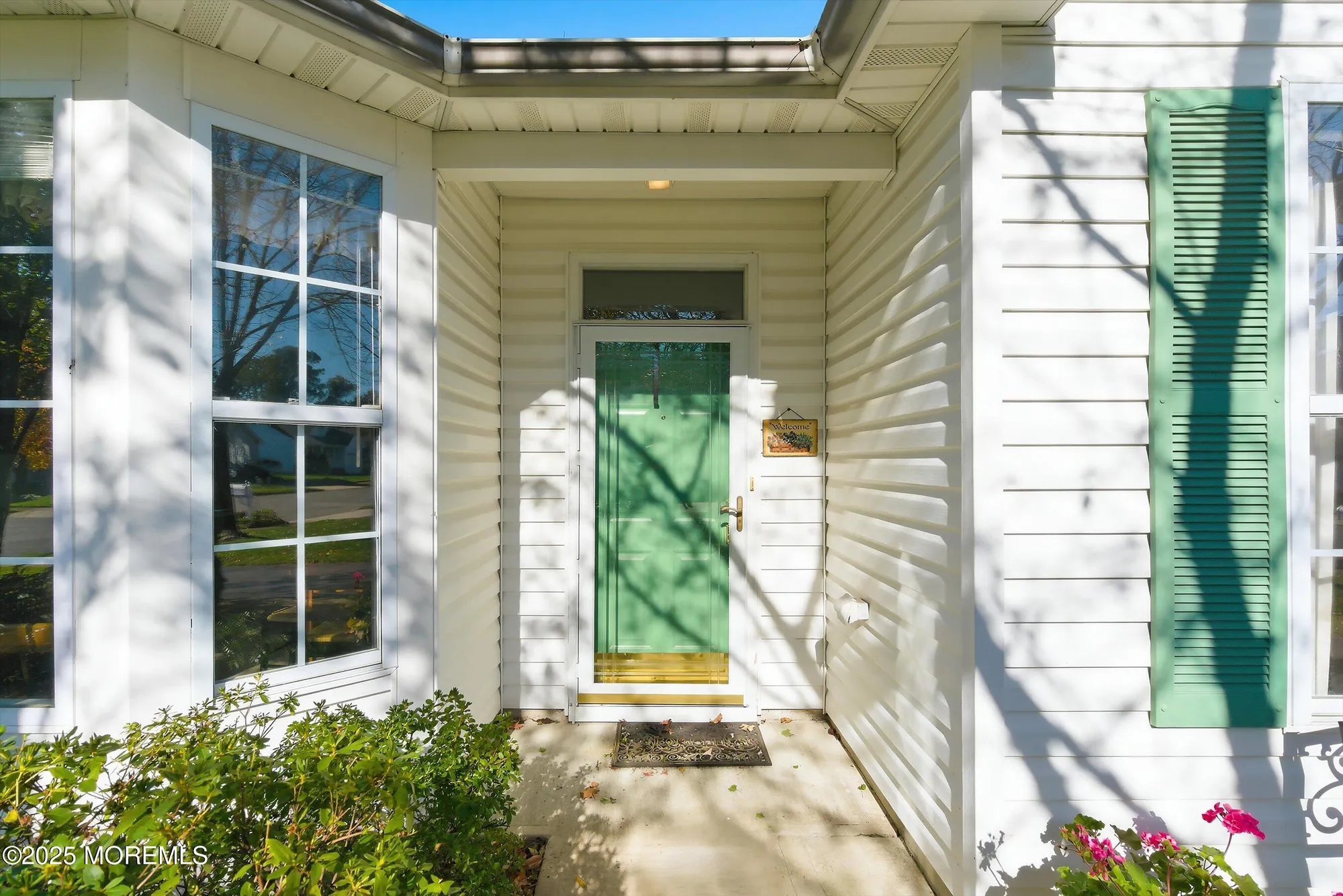 Property Slideshow image 6 of 52 | 17 cedar village blvd, Brick, NJ, 08724