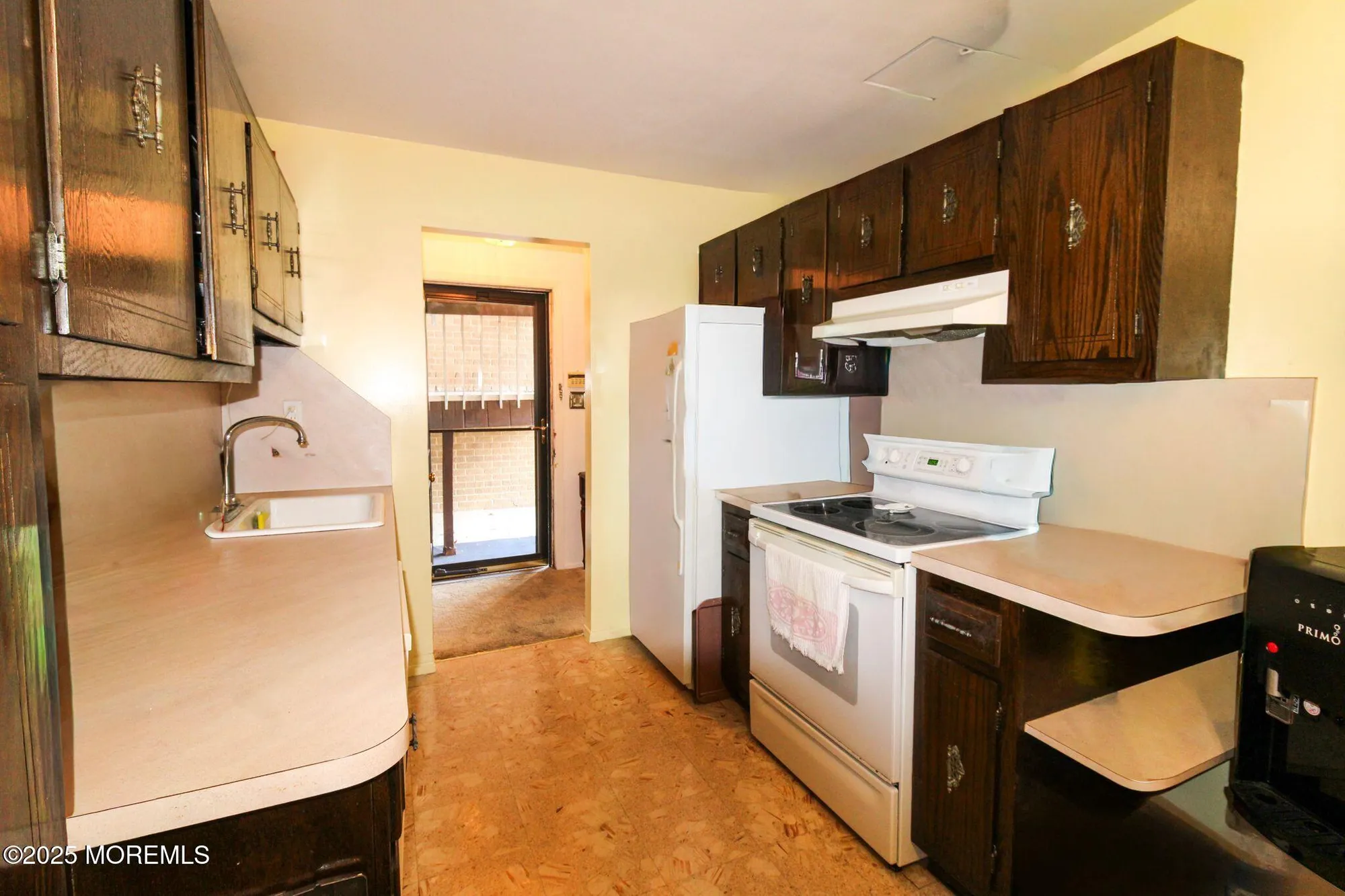 Property Slideshow image 4 of 24 | 24 meadow green cir a, Manalapan, NJ, 07726