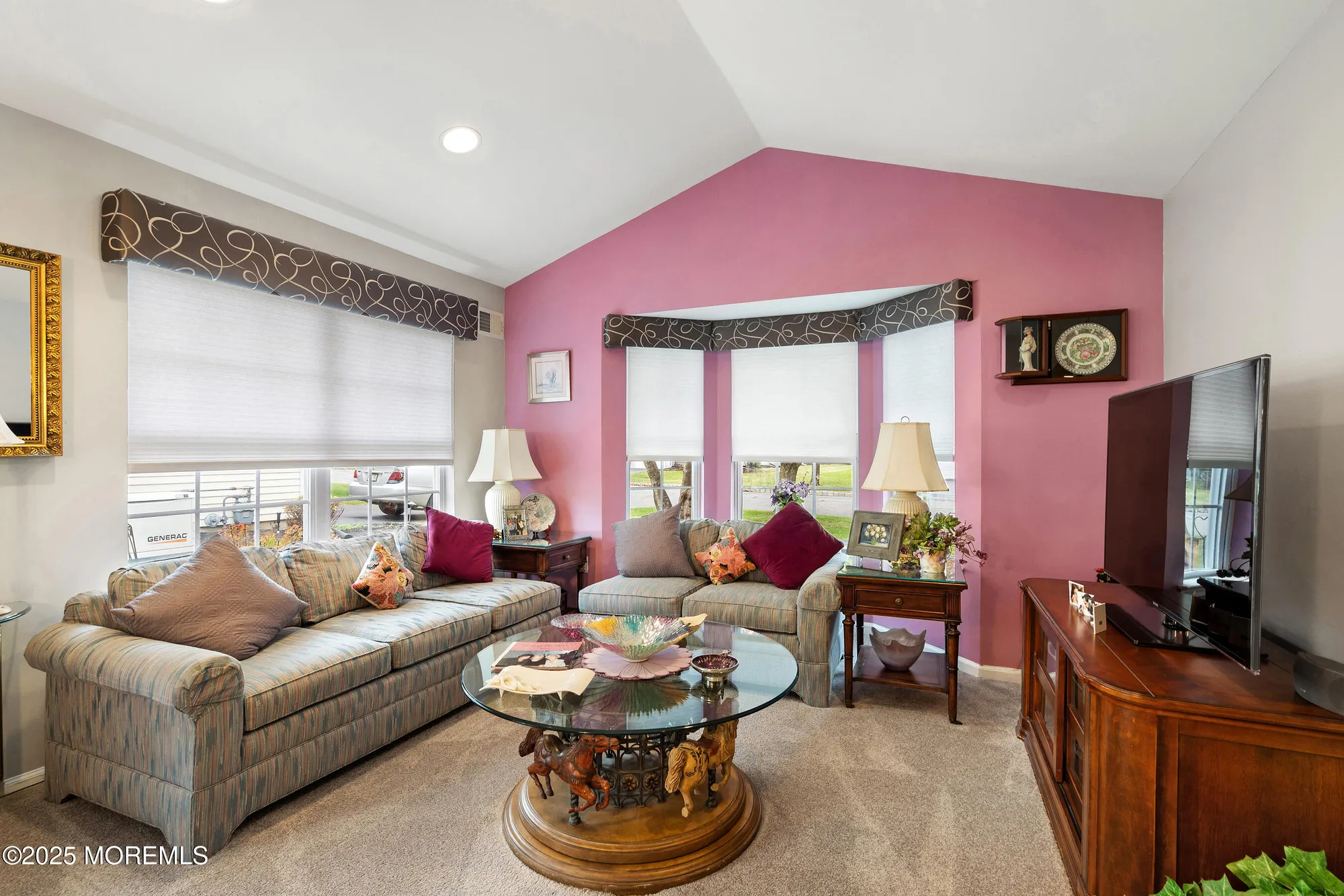 Property Slideshow image 12 of 48 | 14 winding river rd, Lakewood, NJ, 08701