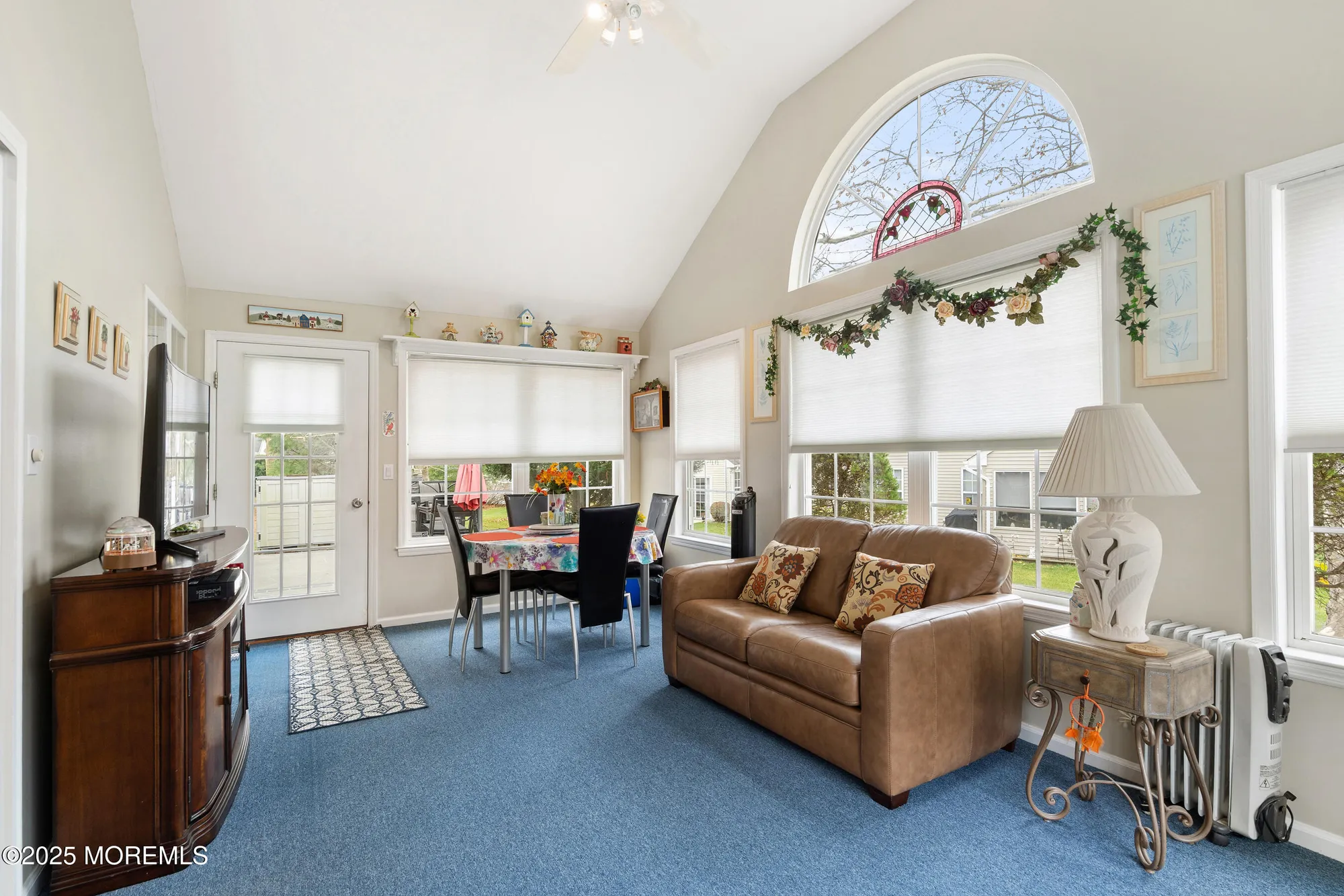 Property Slideshow image 14 of 48 | 14 winding river rd, Lakewood, NJ, 08701