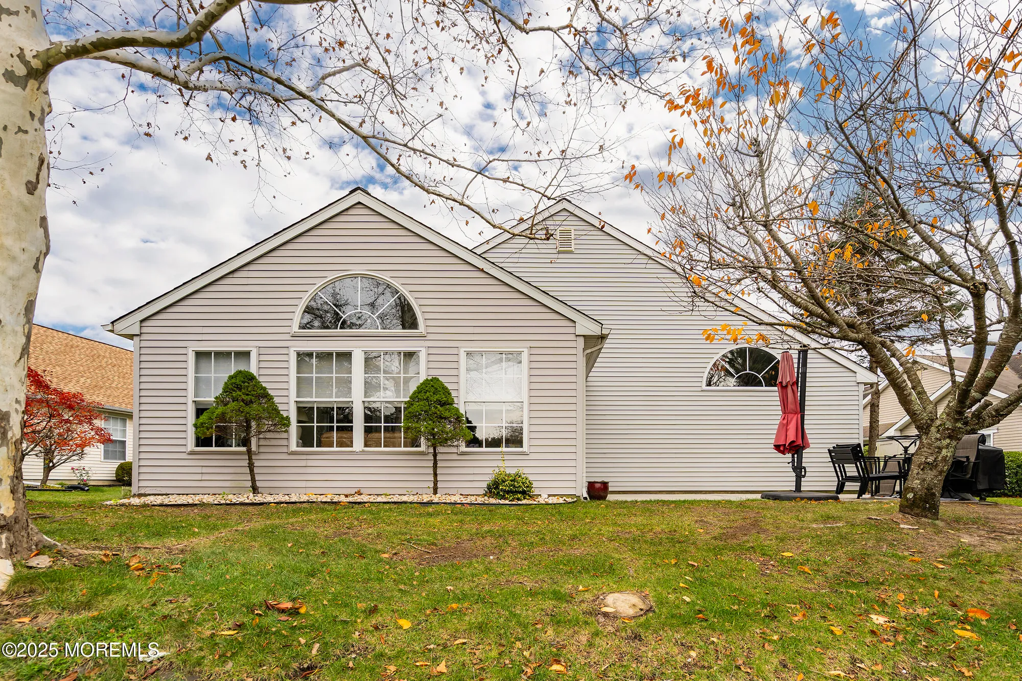 Property Slideshow image 25 of 48 | 14 winding river rd, Lakewood, NJ, 08701