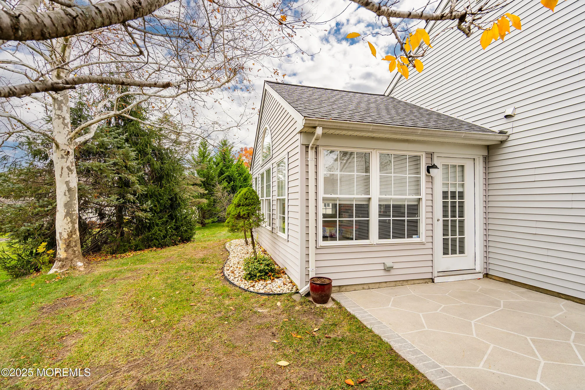 Property Slideshow image 24 of 48 | 14 winding river rd, Lakewood, NJ, 08701