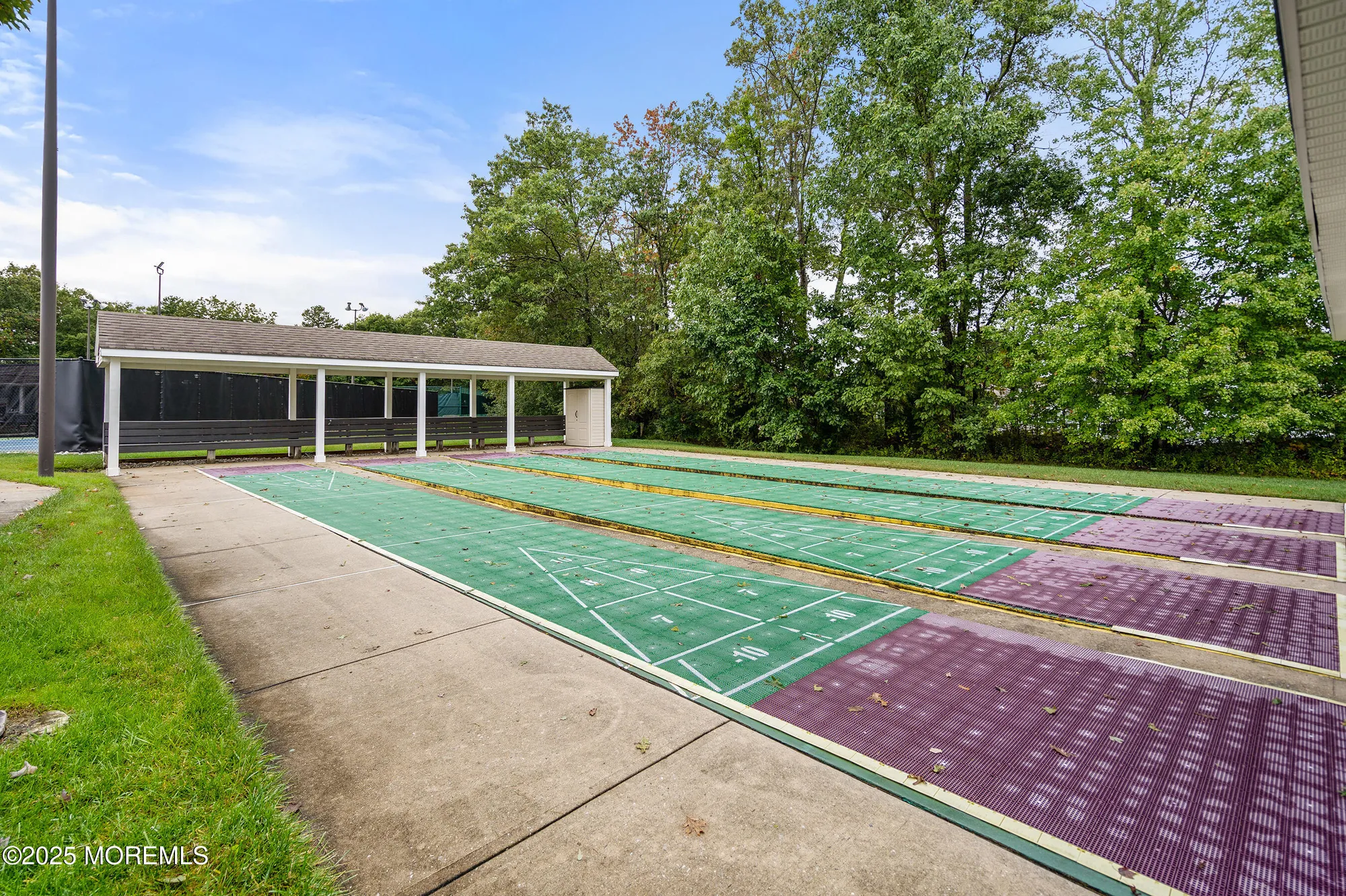 Property Slideshow image 43 of 48 | 14 winding river rd, Lakewood, NJ, 08701