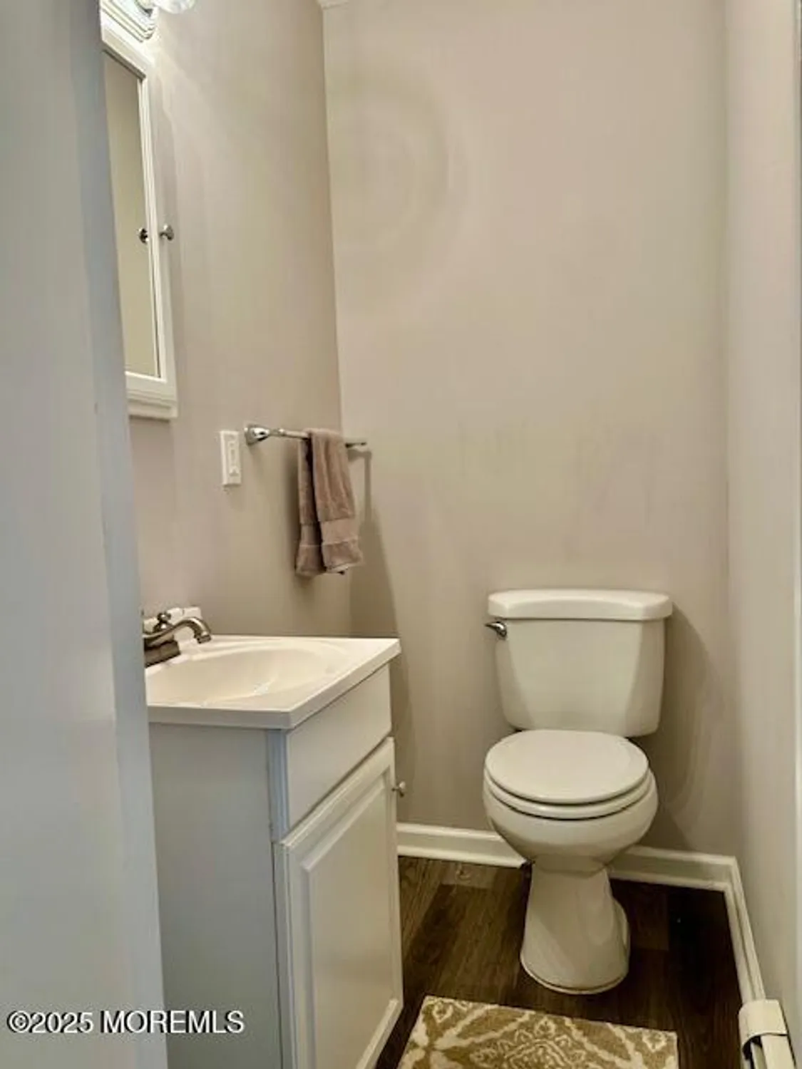 Property Slideshow image 4 of 18 | 301 saint vincent ct, Toms River, NJ, 08757