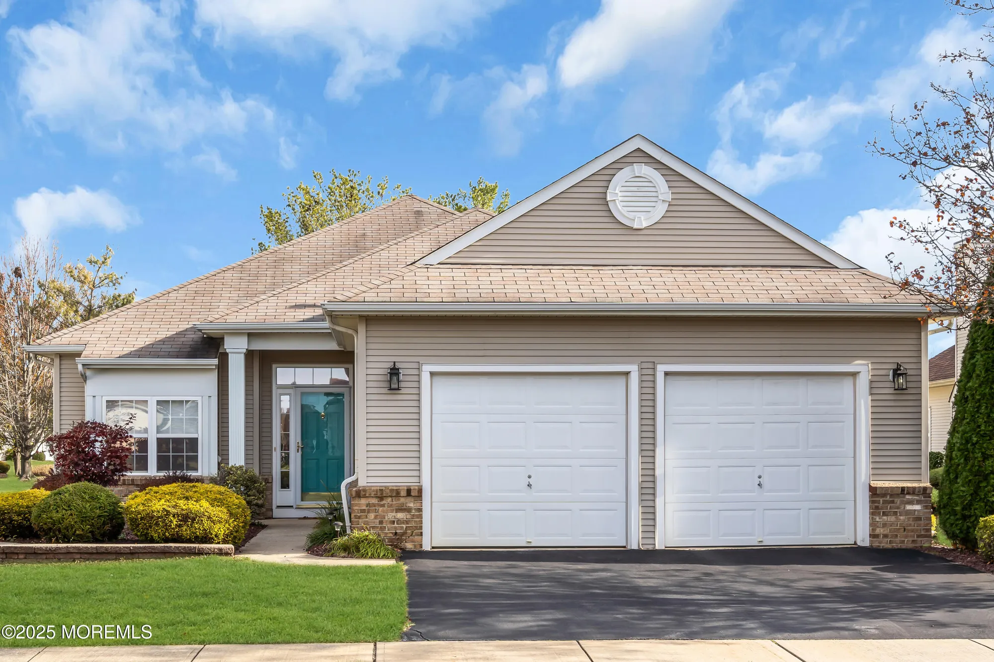 Property Slideshow image 1 of 62 | 6 margaux dr, Manchester, NJ, 08759