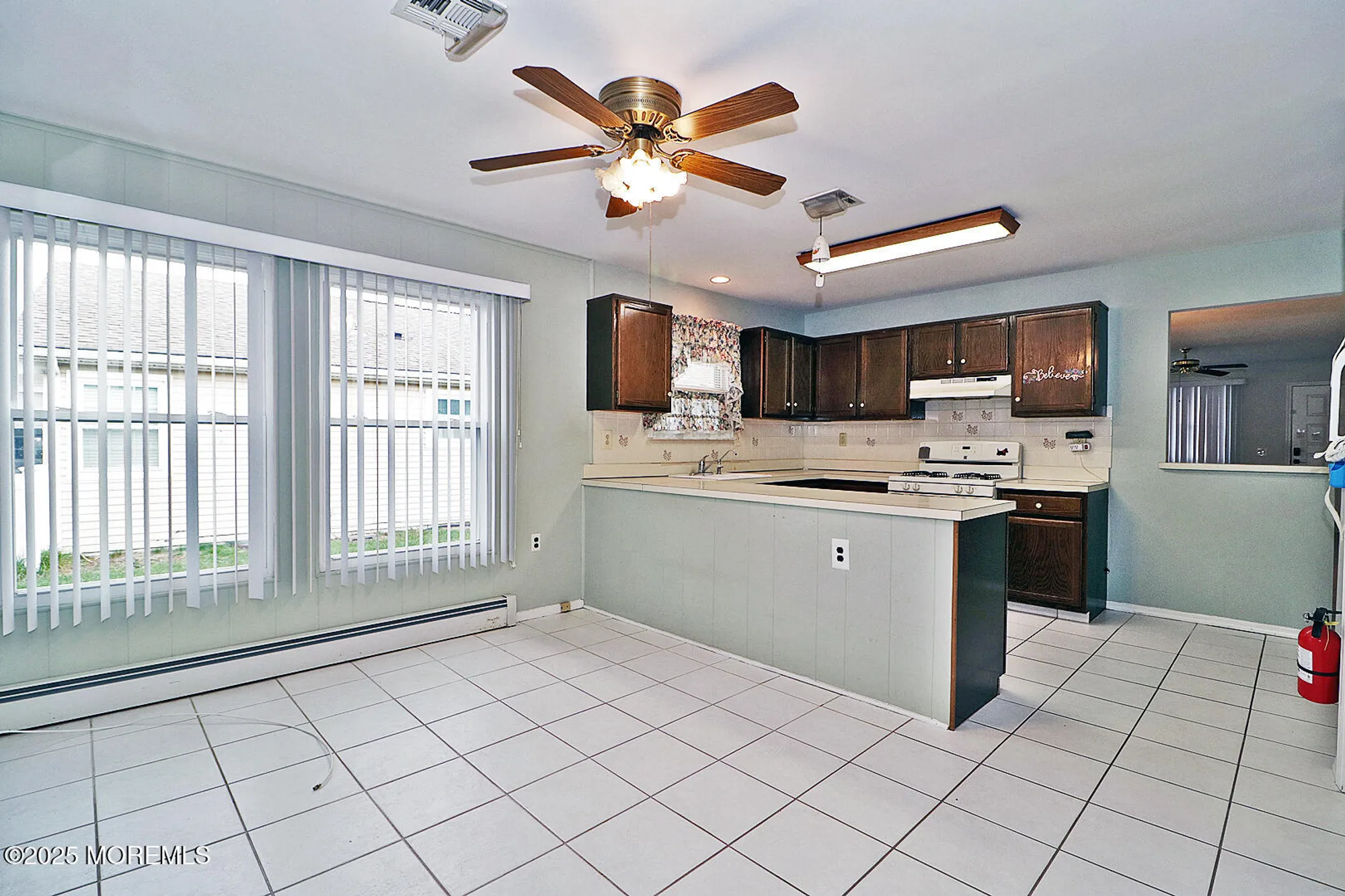 Property Slideshow image 20 of 35 | 38 woodstock dr, Toms River, NJ, 08757