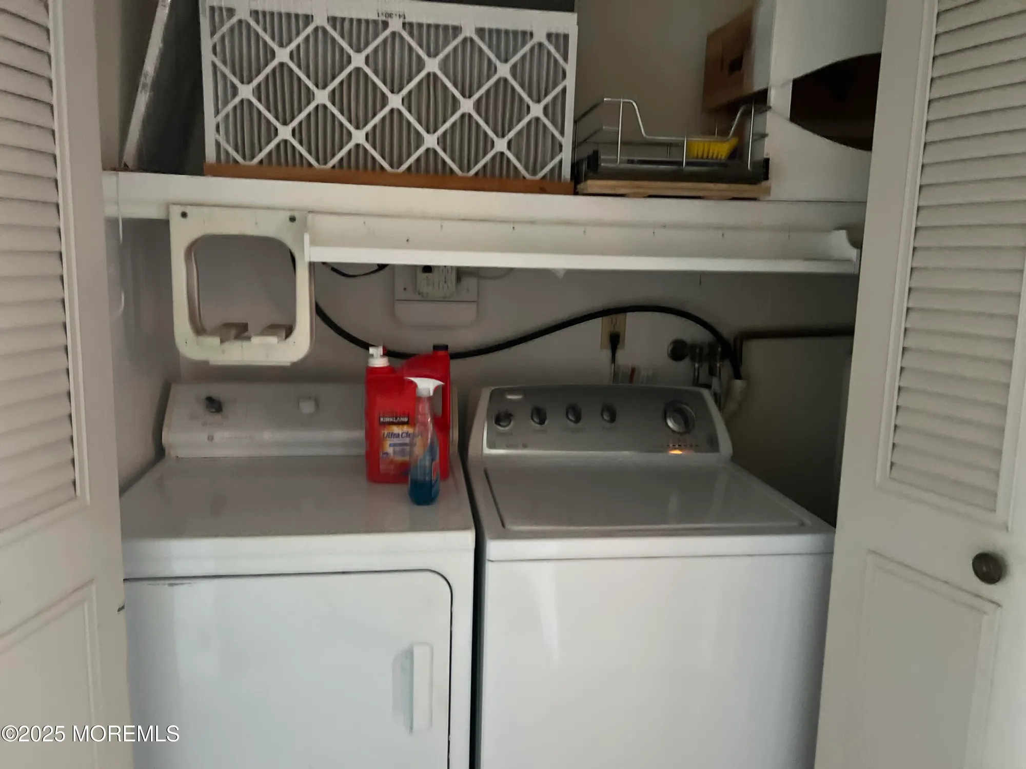 Property Slideshow image 7 of 9 | 1236b hamilton ct, Lakewood, NJ, 08701