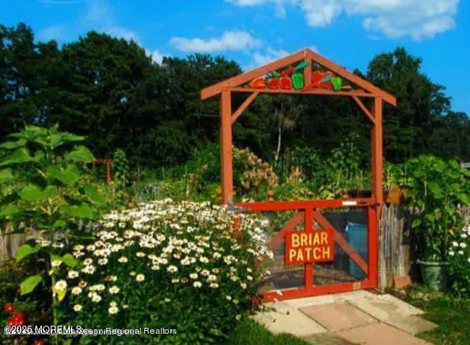 Property Slideshow image 58 of 59 | 25 whitman st, Brick, NJ, 08724