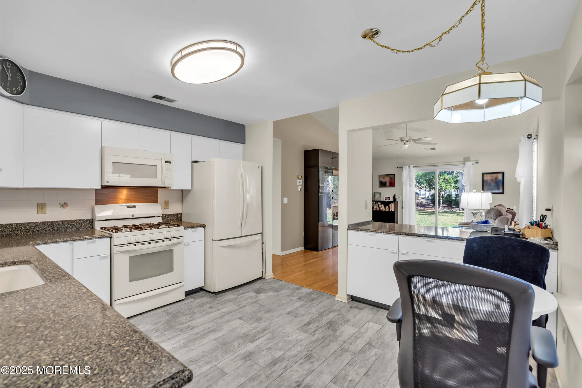 Property Slideshow image 14 of 24 | 1789 sweetbay dr, Toms River, NJ, 08755