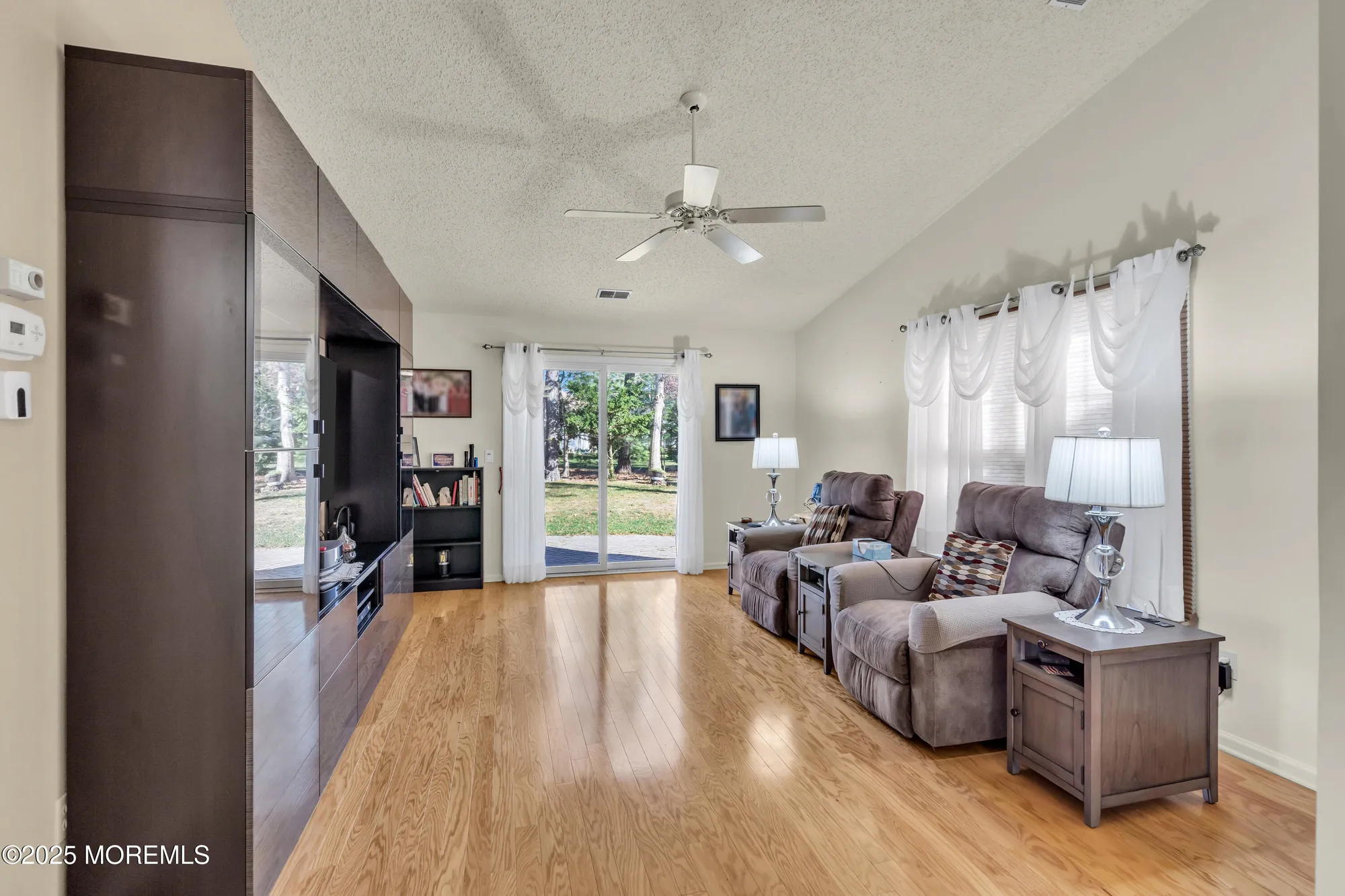 Property Slideshow image 9 of 24 | 1789 sweetbay dr, Toms River, NJ, 08755