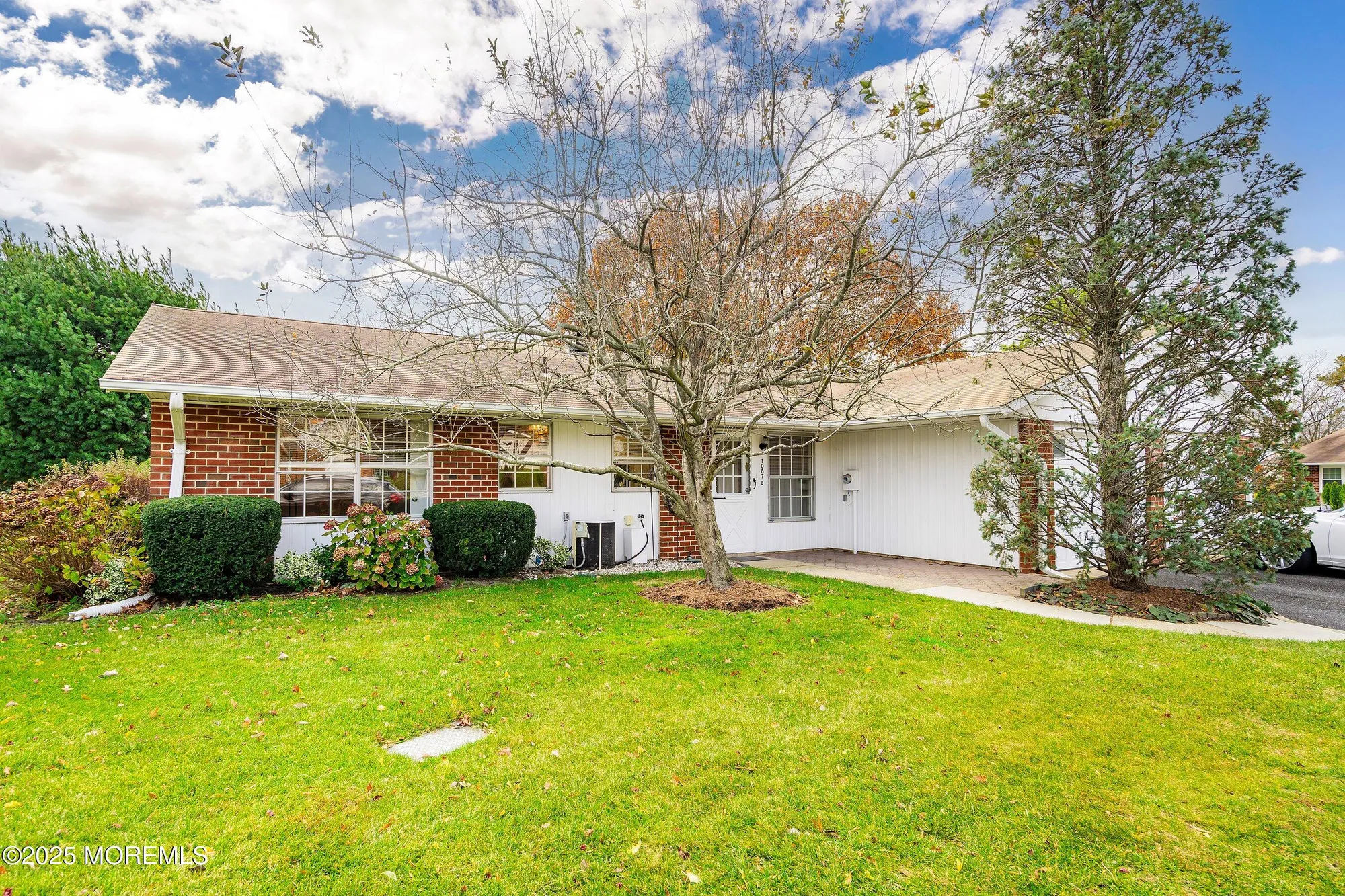 Property Slideshow image 33 of 41 | 1087b argyll cir, Lakewood, NJ, 08701